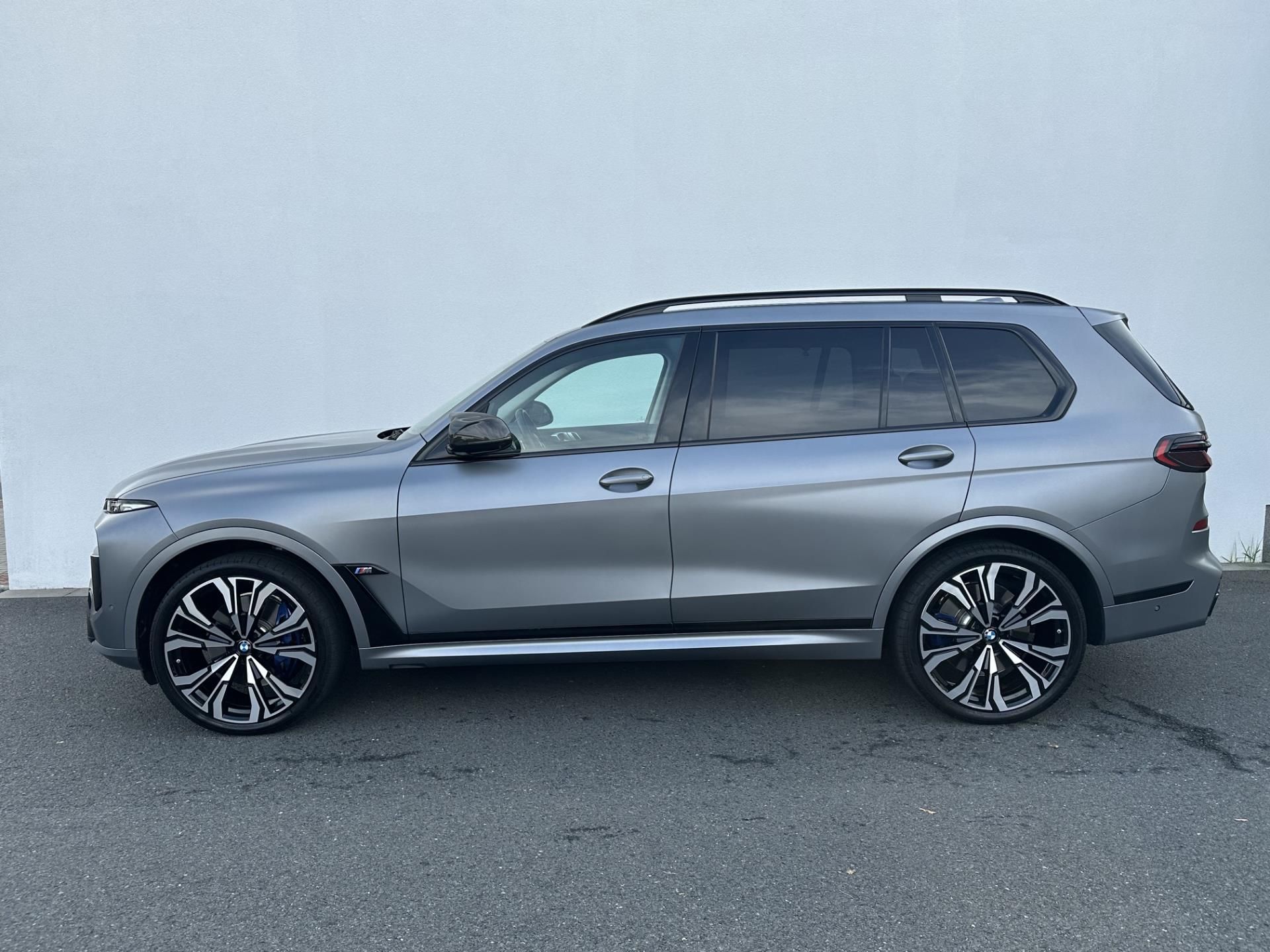 BMW X7, X7 M60i xDrive - fotka 3