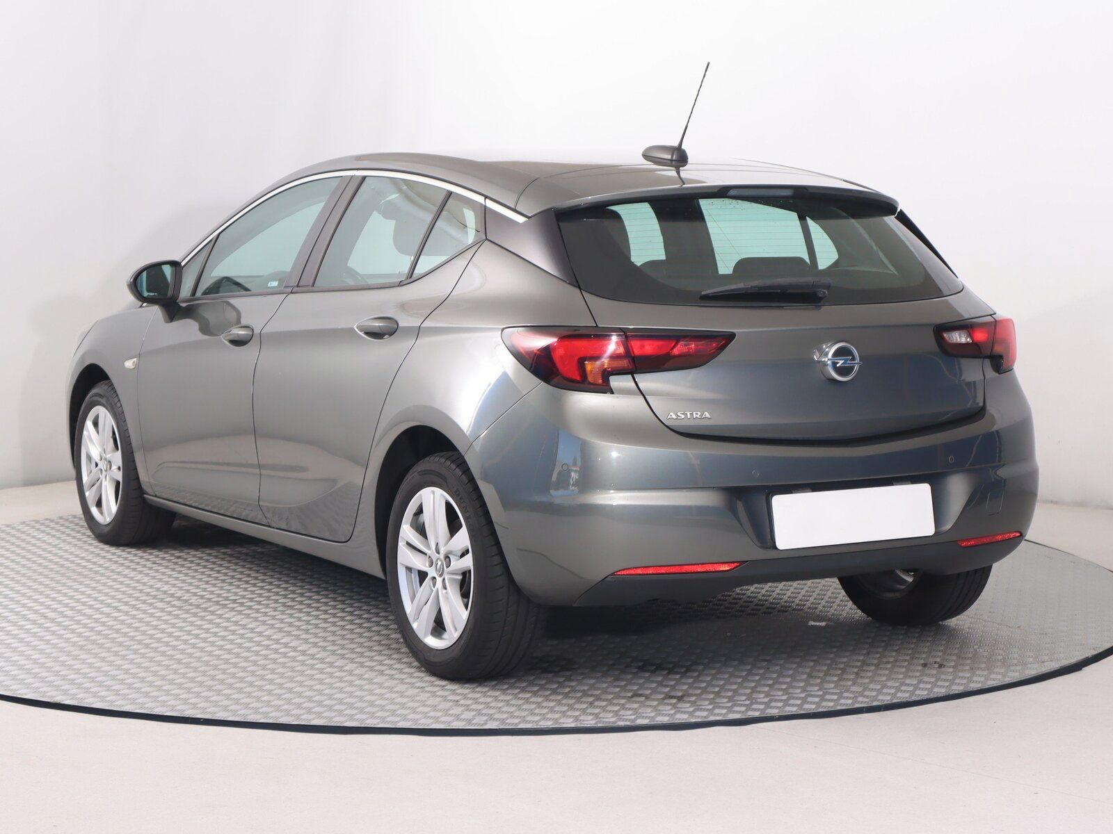 Opel Astra, 1.4 16V, Serv.kniha - fotka 4