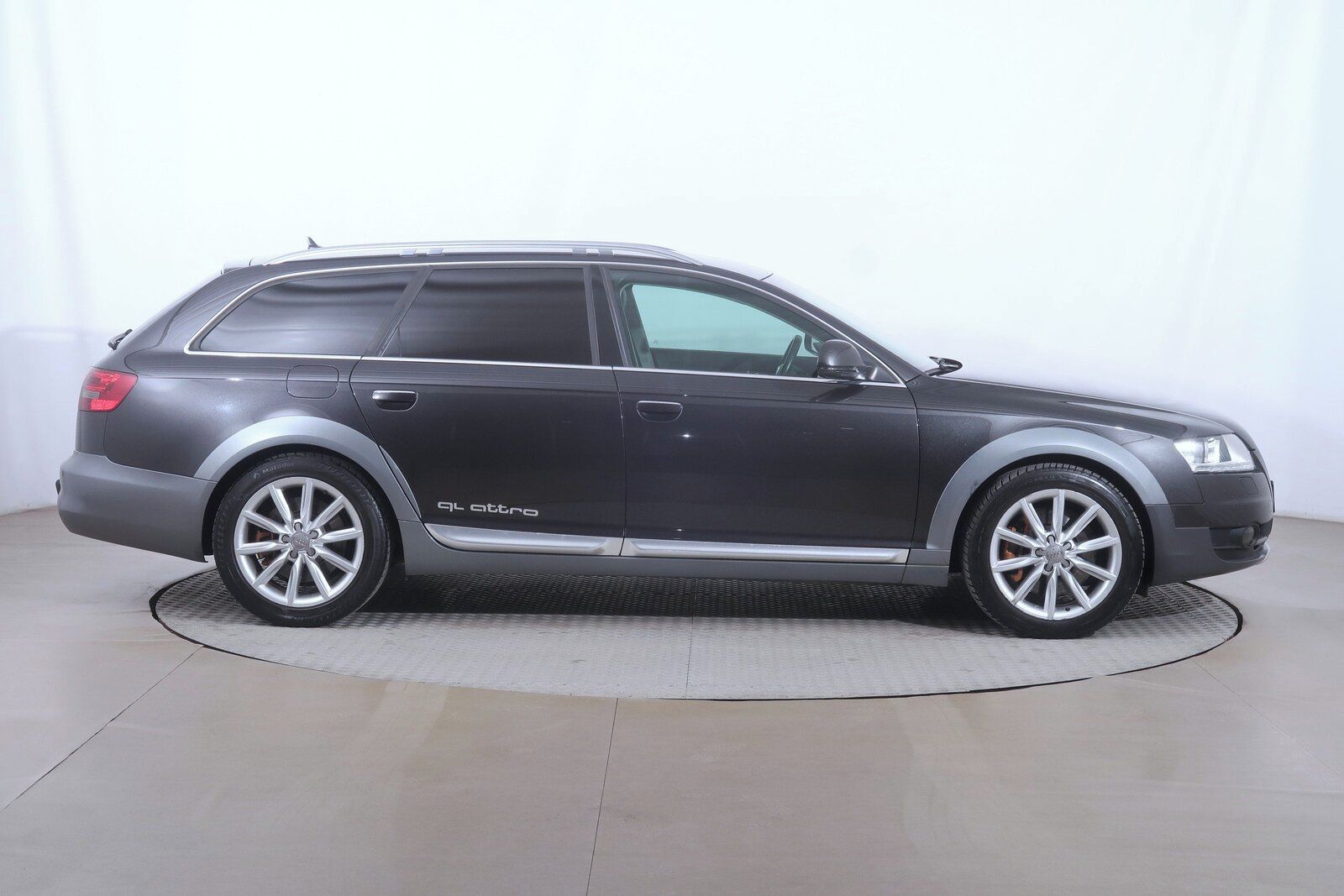 Audi A6 allroad, 3.0 TDI, 4X4, Automat - fotka 6