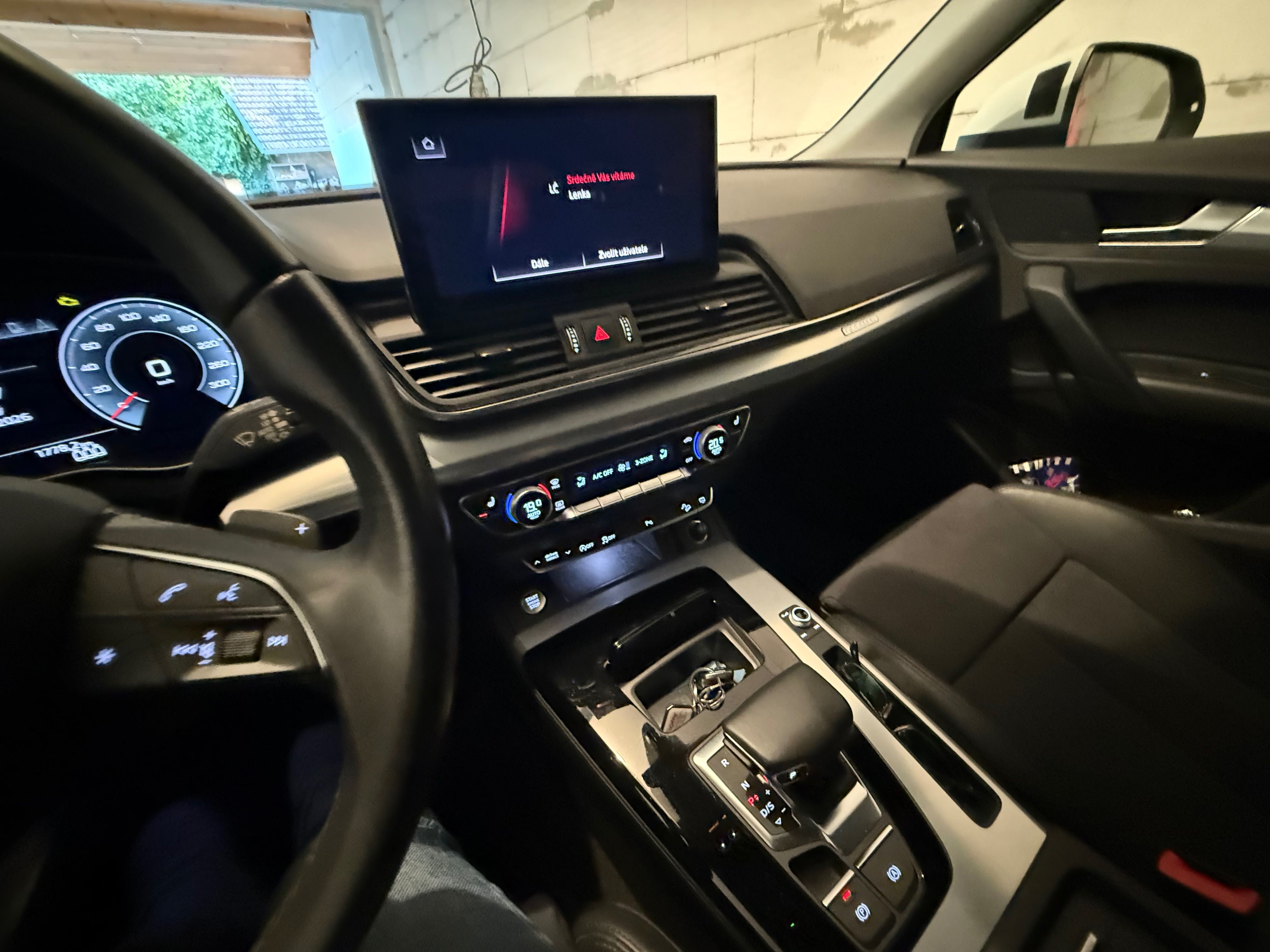 Audi Q5 - fotka 6