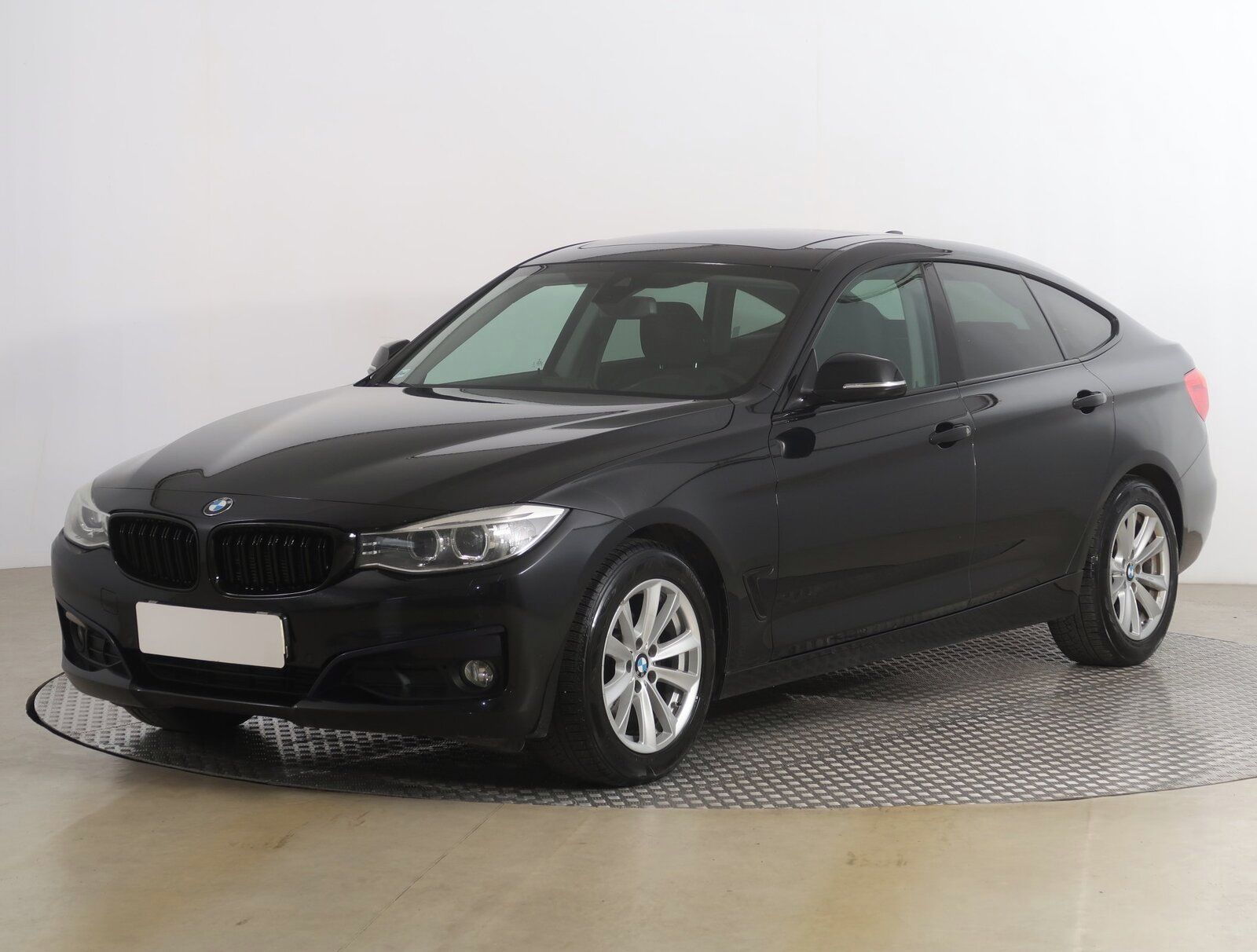 BMW Řada 3, 320d GT, Automat - fotka 2