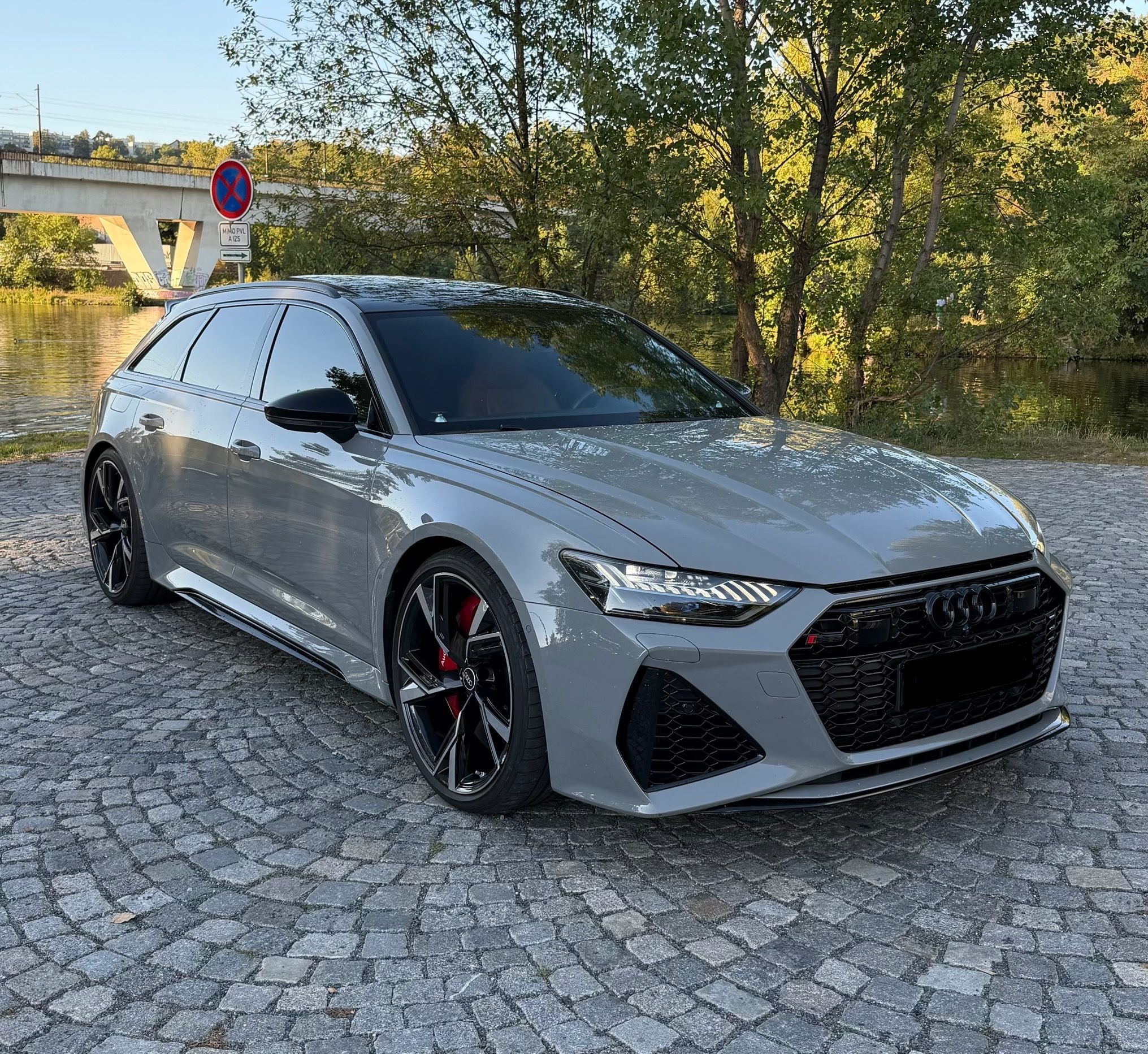 Audi RS6, SERVIS AUDI,B&O,DRC,RS DYNAMIC - fotka 2