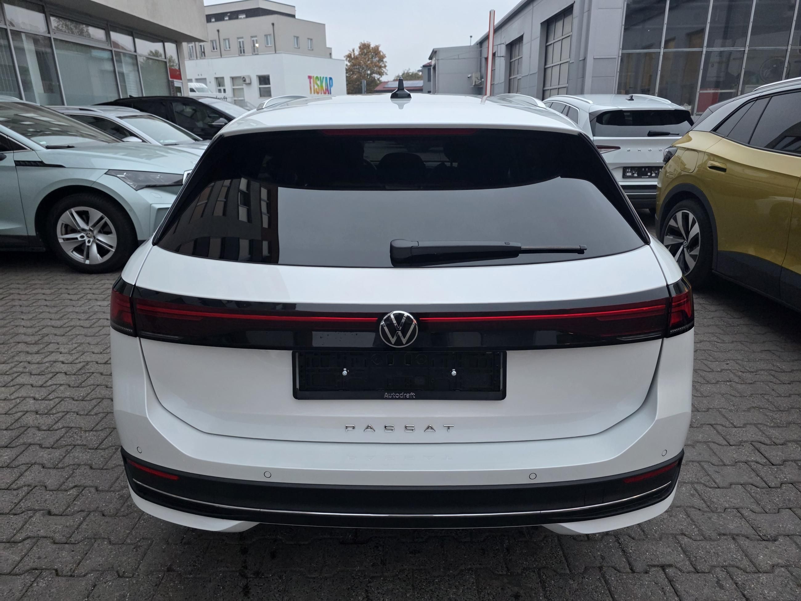 Volkswagen Passat, 2.0 TDI 110kW DSG / Tažné - fotka 5