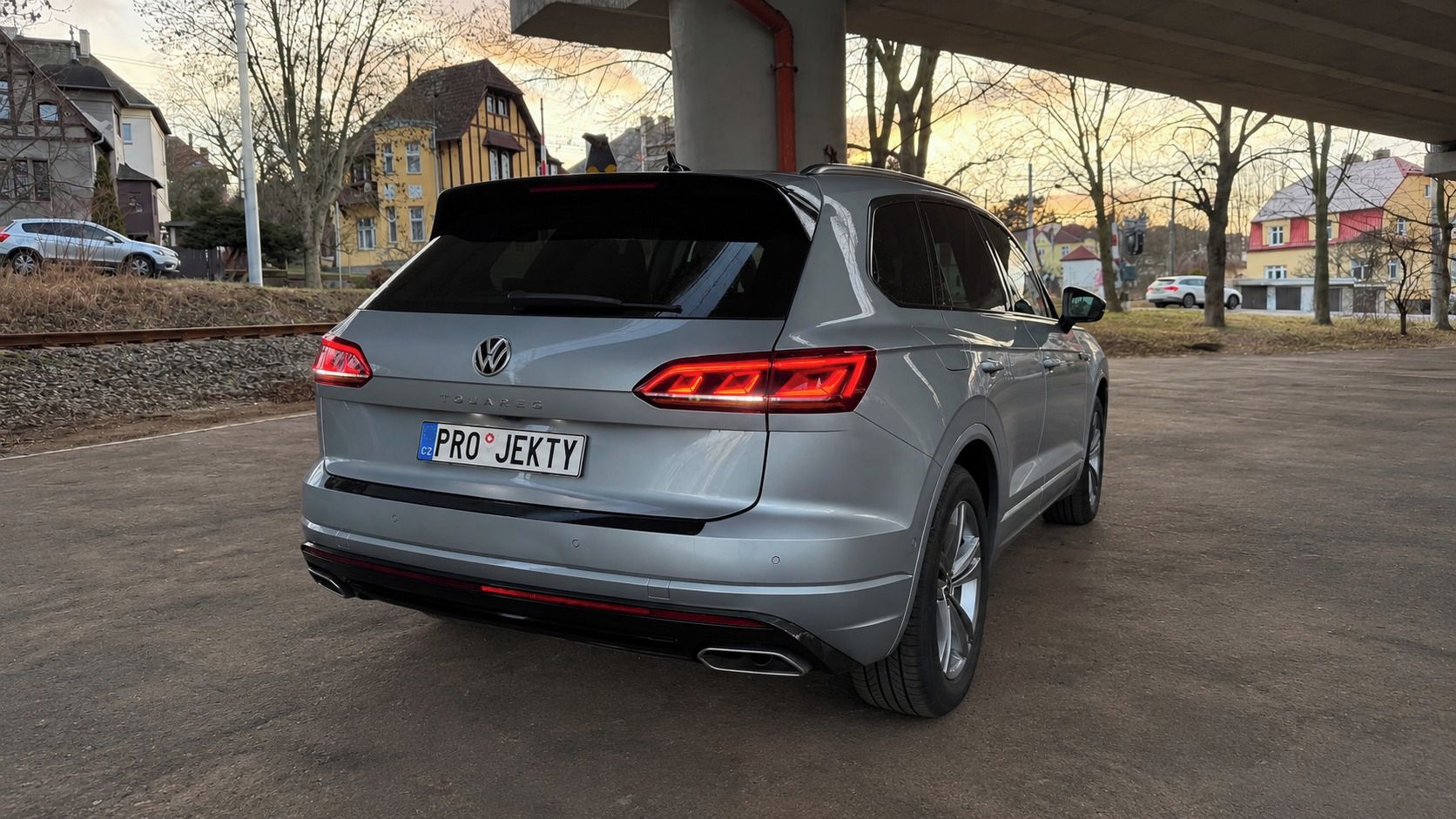 Volkswagen Touareg, Exclusive 3.0 V6 TDI 210 kW - fotka 2