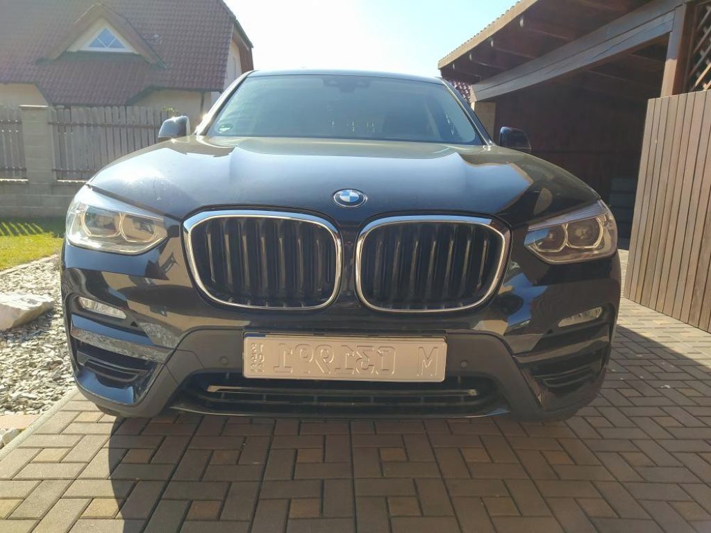 BMW X3, Prodám - pravidelný servis - fotka 5