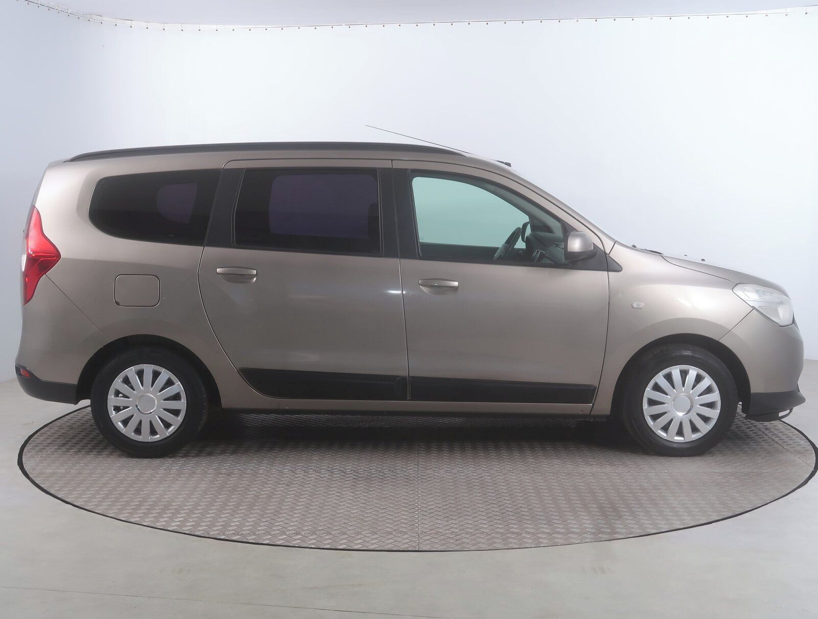Dacia Lodgy, 1.6 8V - fotka 6