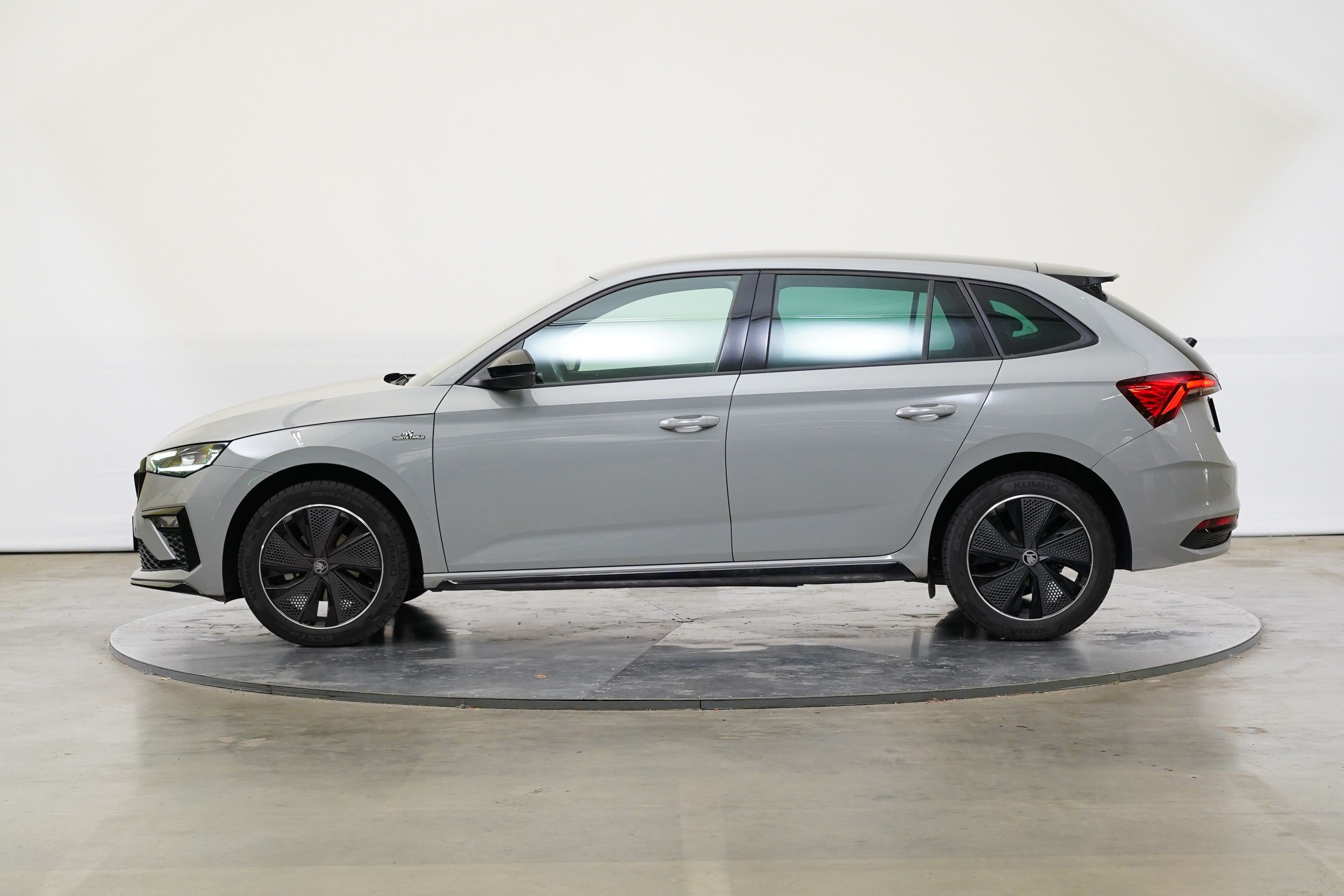 Škoda Scala, 1.0 TSI 85 kW DSG Monte Carlo - fotka 3