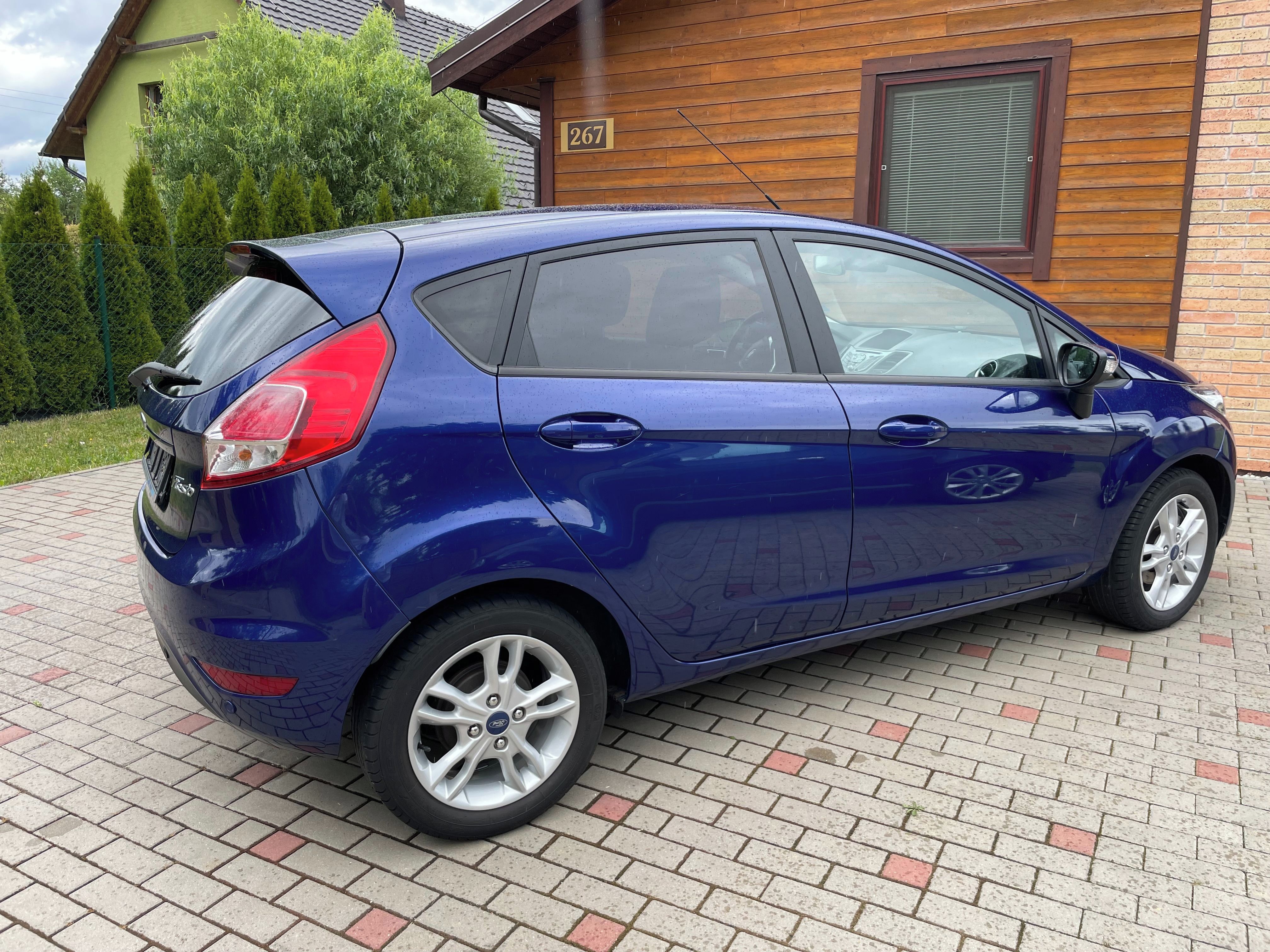 Ford Fiesta, Celebration / Pouze 40tis. km - fotka 6