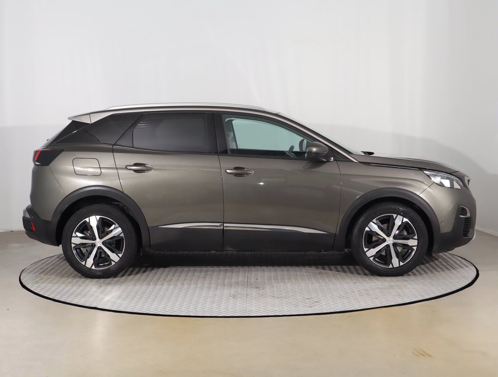 Peugeot 3008, 1.2 PureTech, Allure - fotka 6