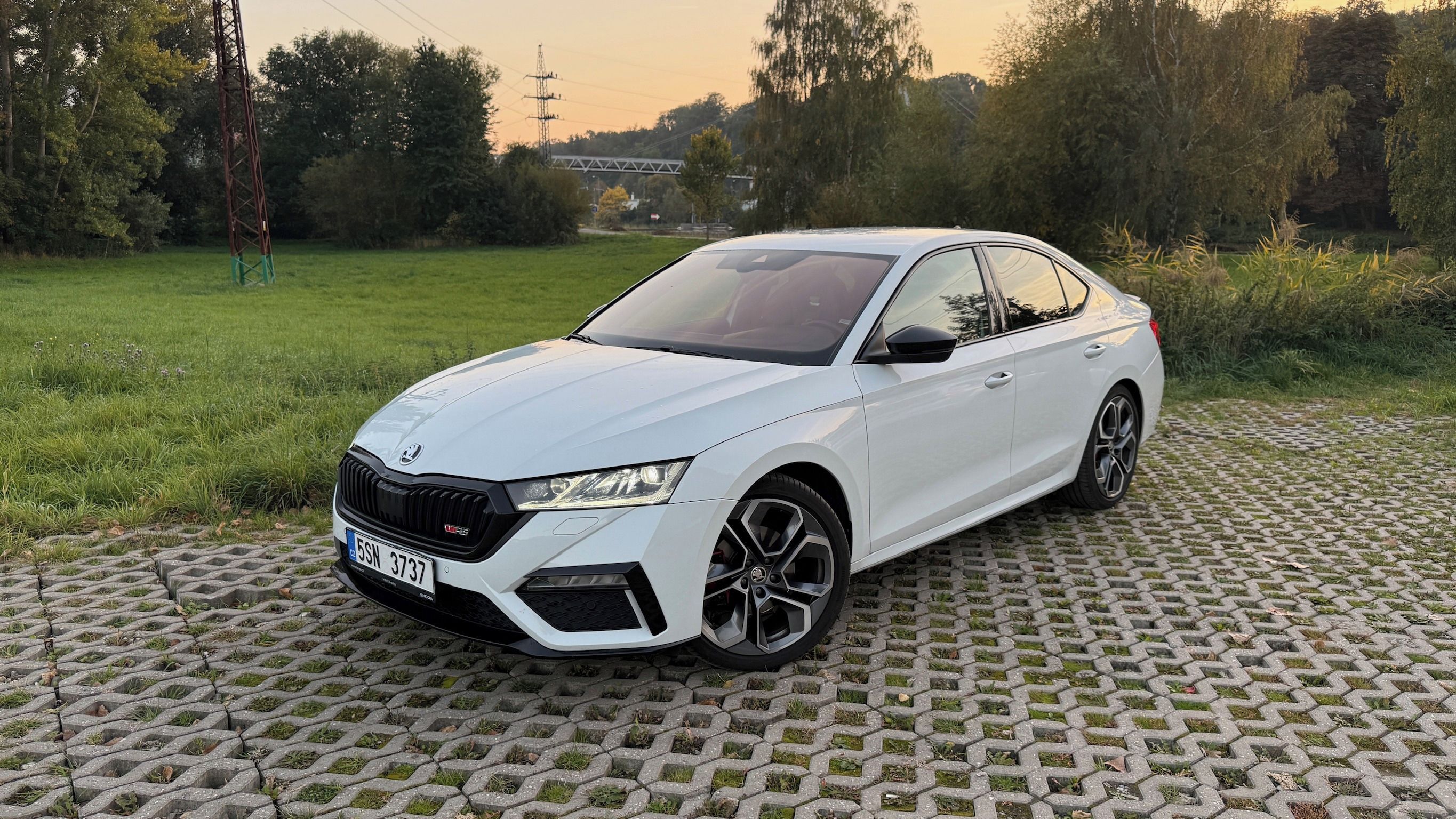 Škoda Octavia, Škoda Octavia Rs 4x4 - fotka 2