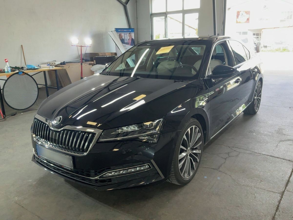 Škoda Superb, 2.0 TSI L&K 4x4 - fotka 2
