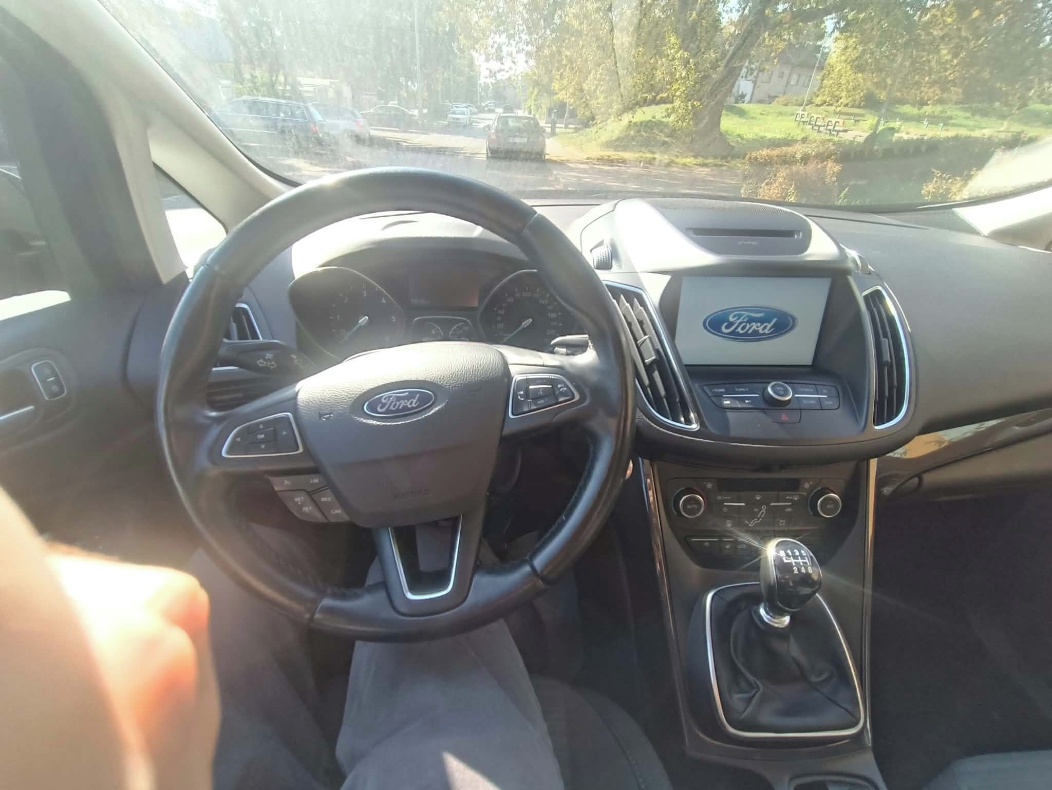 Ford Grand C-MAX, 2.0 TDI, servisováno - fotka 5