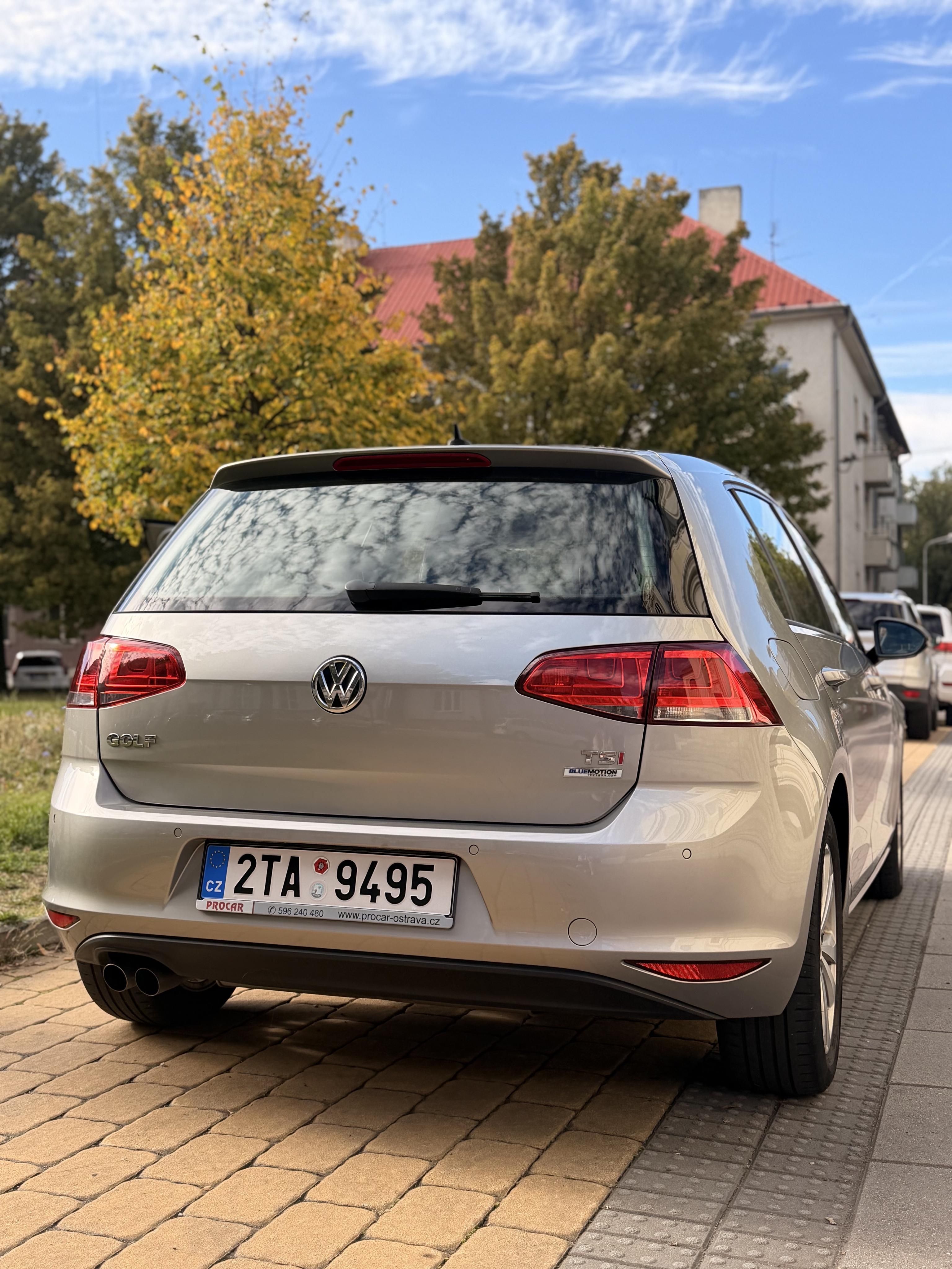 Volkswagen Golf, VW Golf 1.4TSI 92Kw DSG - fotka 4