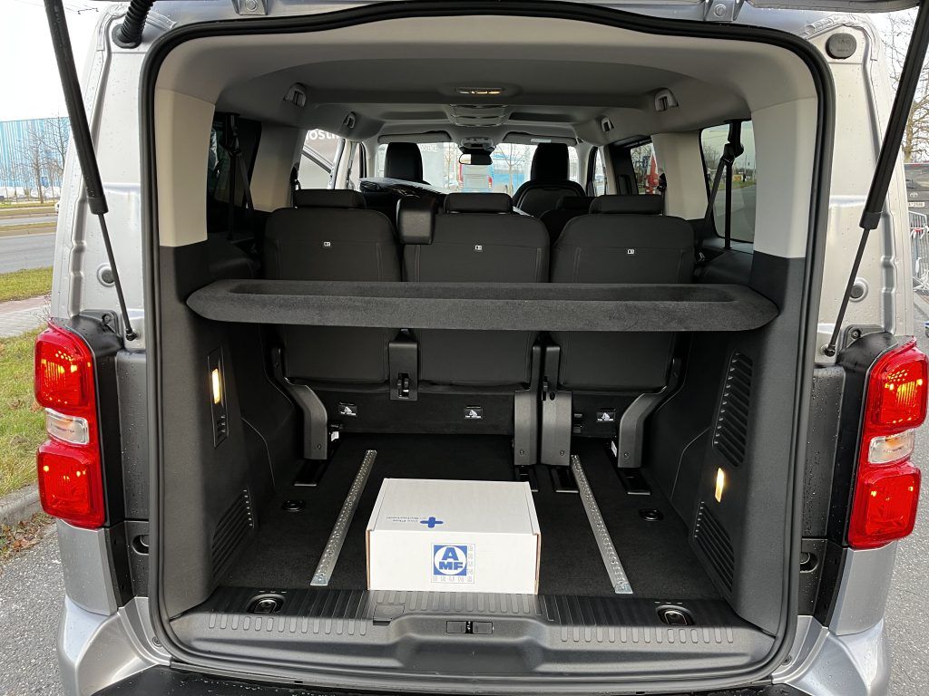 Toyota Proace Verso, 2.0D 8AT Family ODBĚR 1/2027 - fotka 6