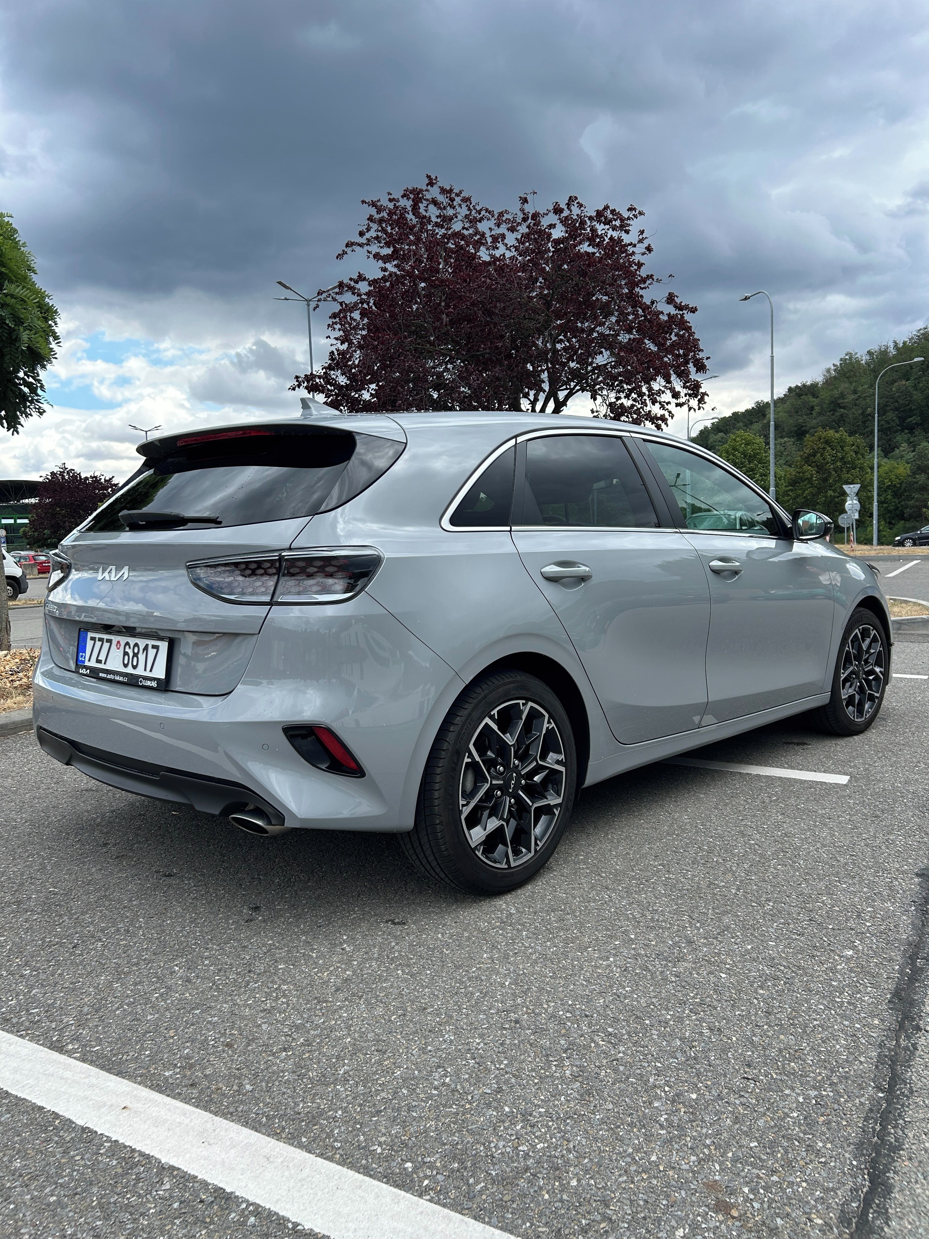Kia Cee´d, Kia Cee´d 1.5/118kW-záruka2031 - fotka 2