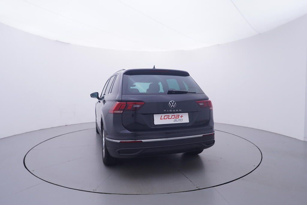 Volkswagen Tiguan, Life 1.5 TSI 110 kW - fotka 4
