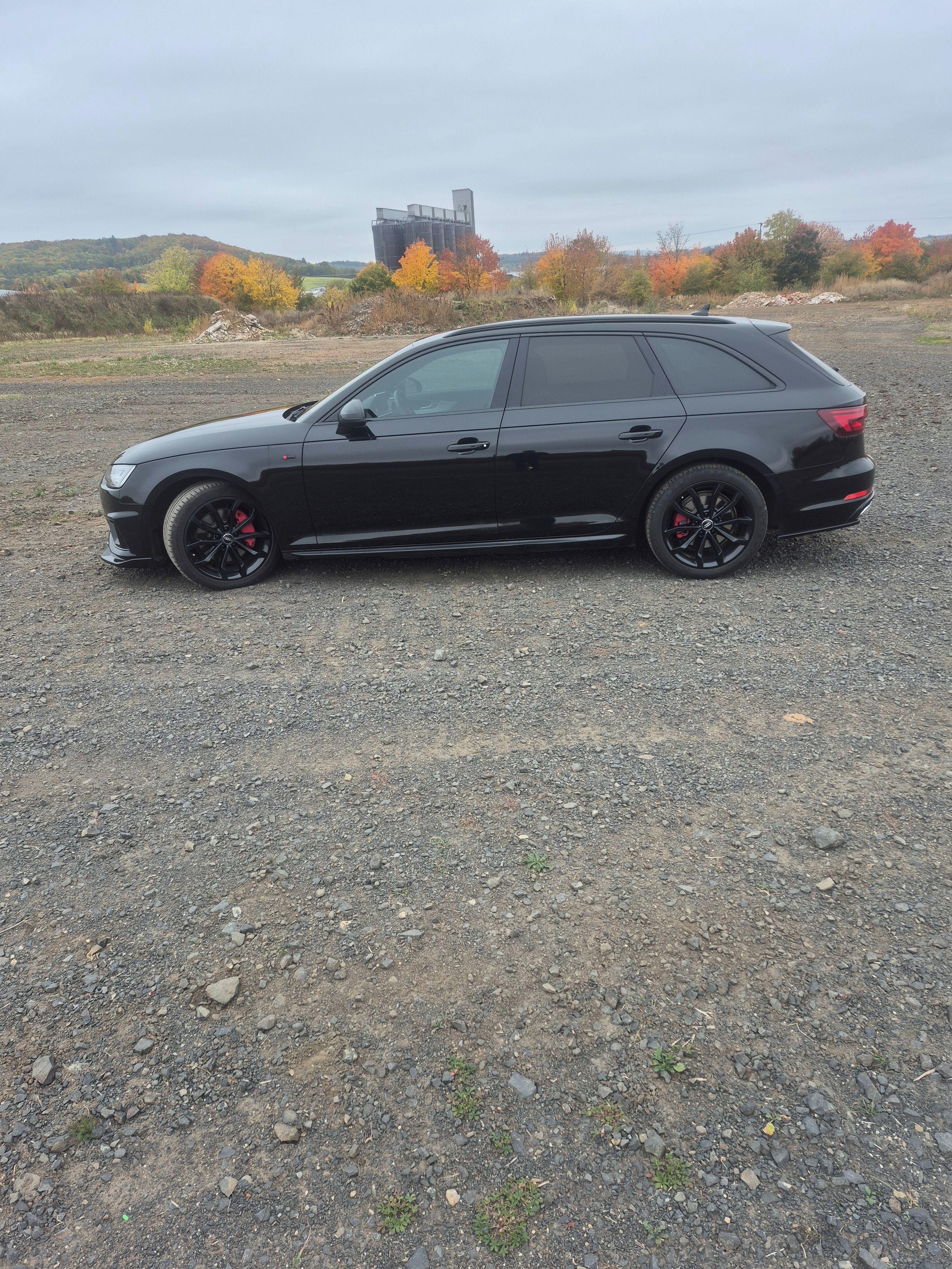 Audi A4 Avant, 2.0 TDI - fotka 2