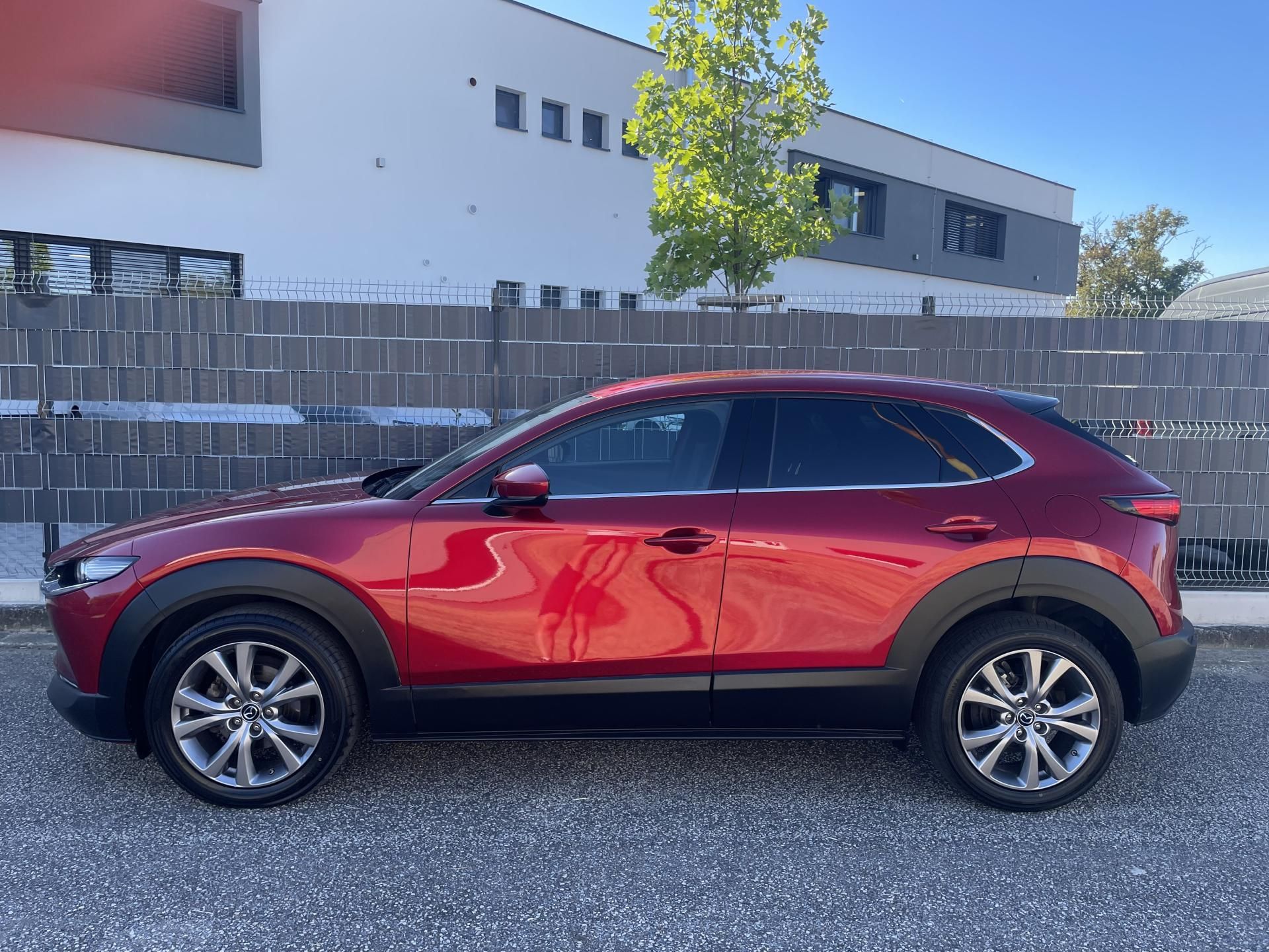 Mazda CX-30, 2.0 SKYACTIV-G 110 kW COSMO - fotka 5