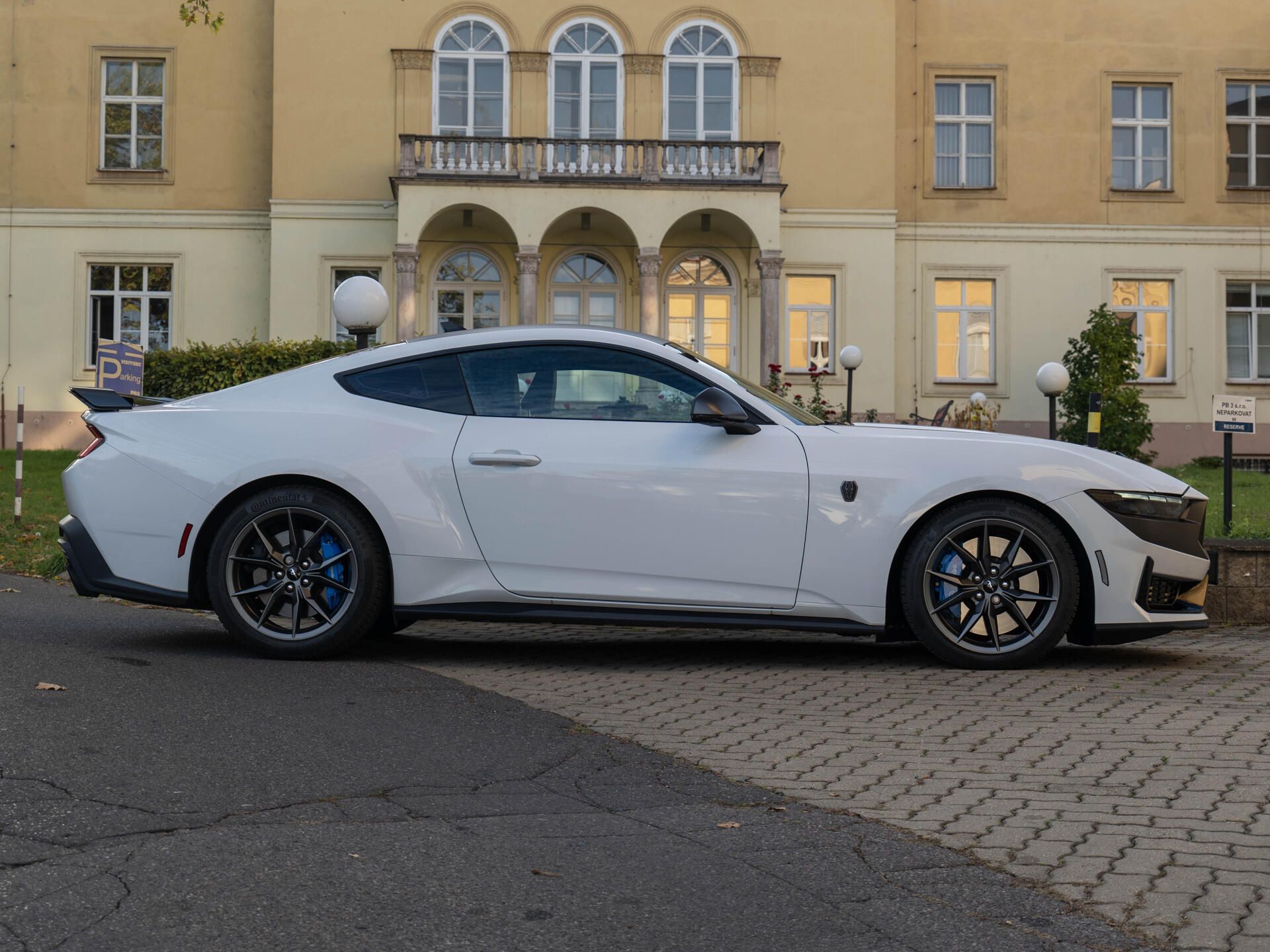 Ford Mustang, Dark Horse 334kW Aut MagneRide - fotka 5