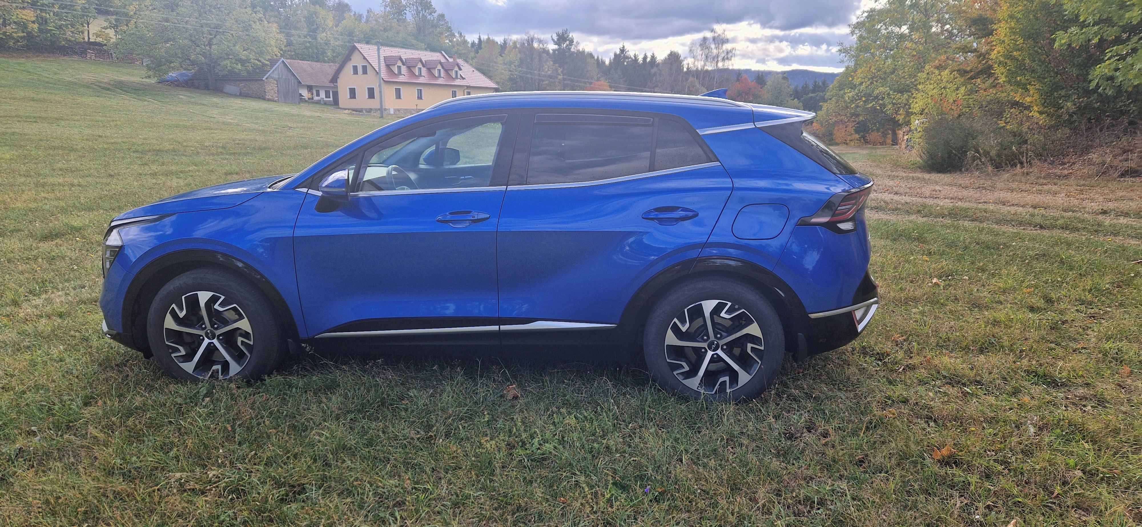Kia Sportage, 1.6T-GDi GPF MHEV 4x4 iMT TOP - fotka 3