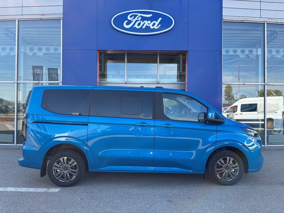 Ford Tourneo Custom, Titanium L1, Tourneo, 2.0 EcoB - fotka 2