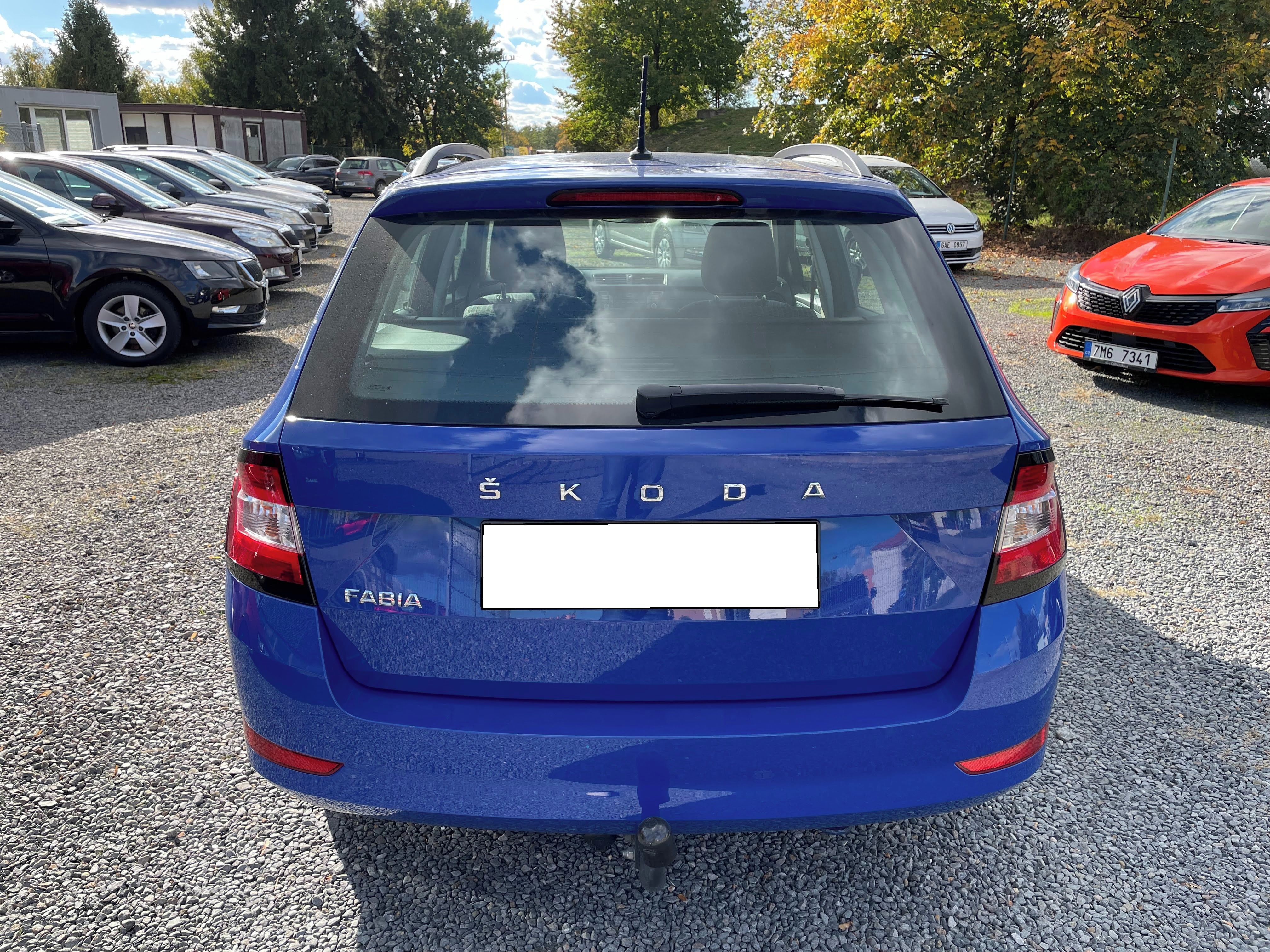 Škoda Fabia, 1,0 TSI / 70 kW Ambition - fotka 4