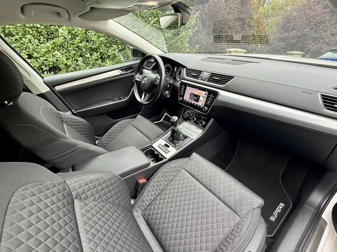 Škoda Superb, 2.0TDi 110kW STYLE ČR TAŽNÉ - fotka 4