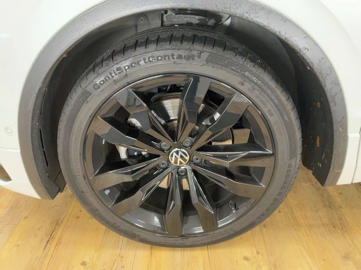 Volkswagen Tiguan, 2.0 TDI R-Line 4Motion 2023 - fotka 2