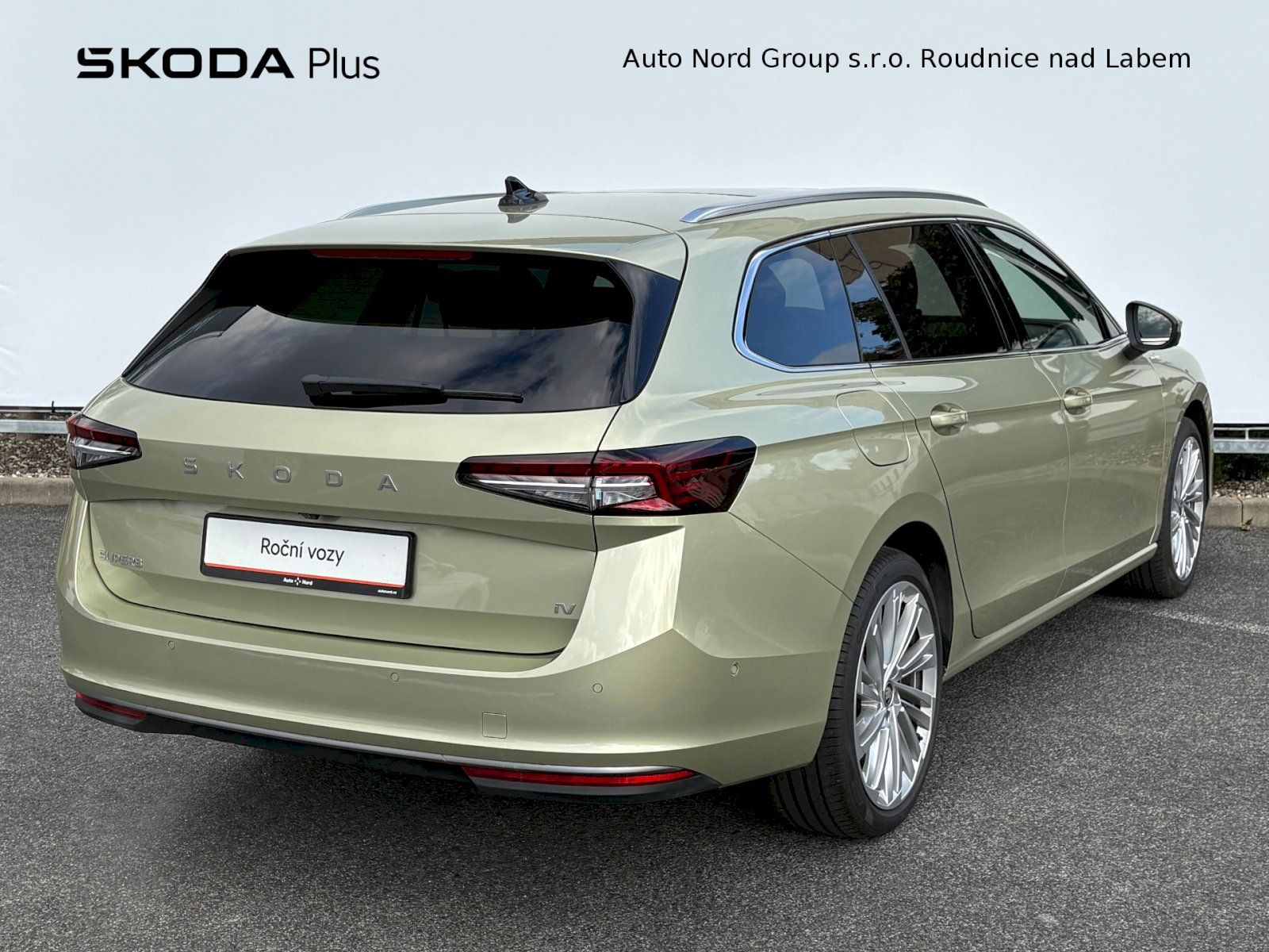 Škoda Superb, Laurin & Klement 1.5 TSI / 110 - fotka 2