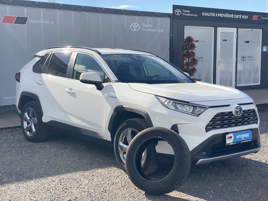 Toyota Rav4, 2,5HSD, ČR, Comfort Style, 4x4