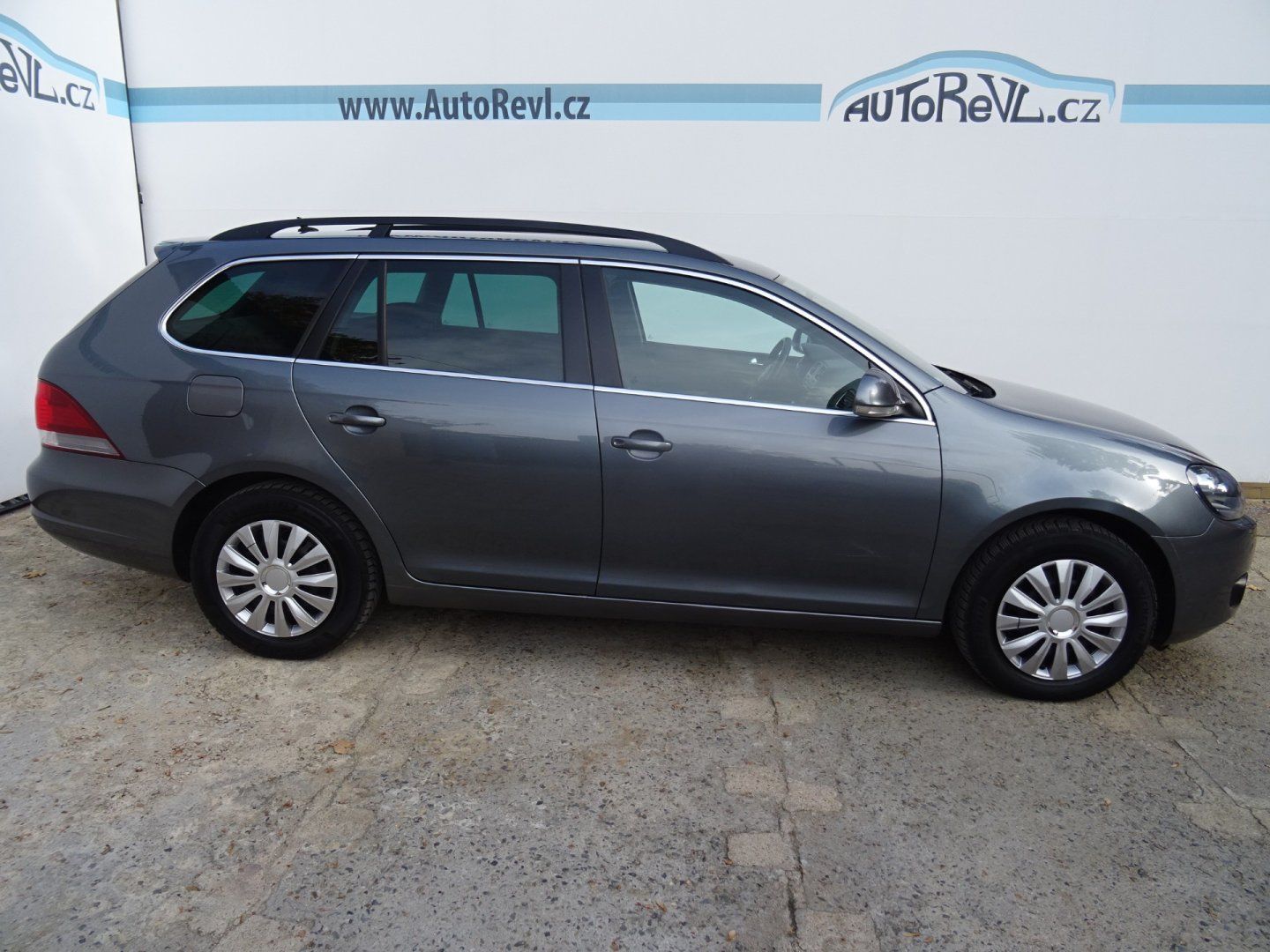 Volkswagen Golf, 1.2i,77kW,S.kn,aut.klima - fotka 5