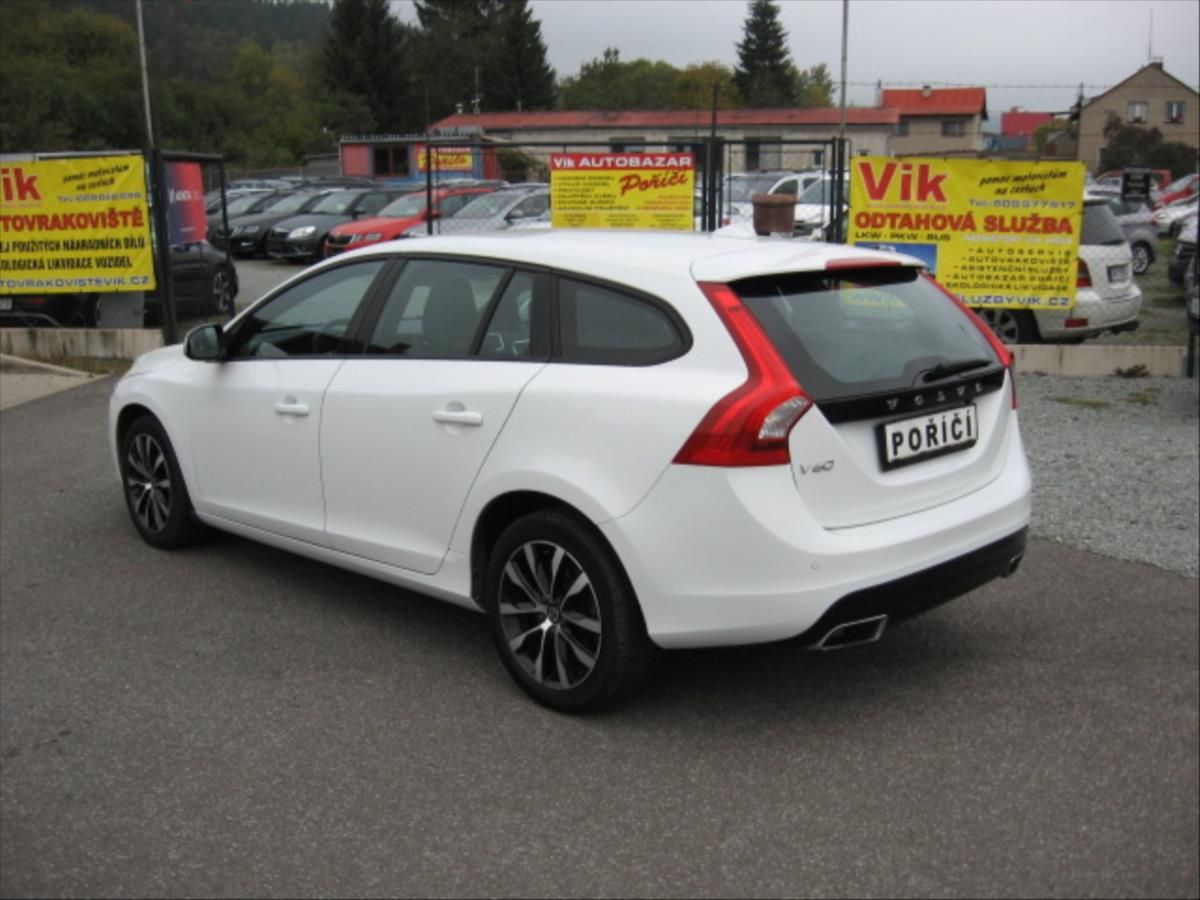 Volvo V60, 2,0 Automat - fotka 6