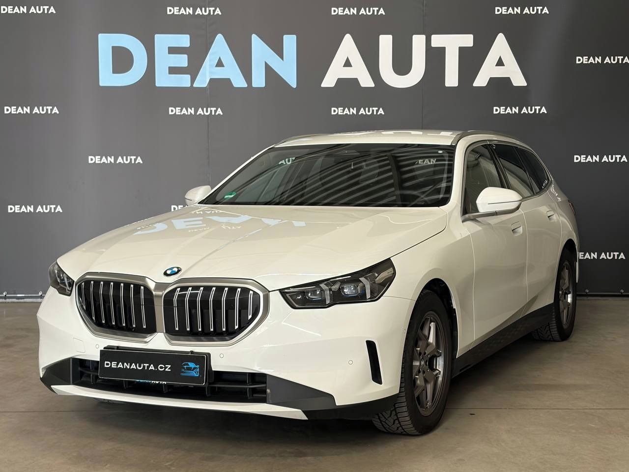 BMW Řada 5, 520D Touring 145kw