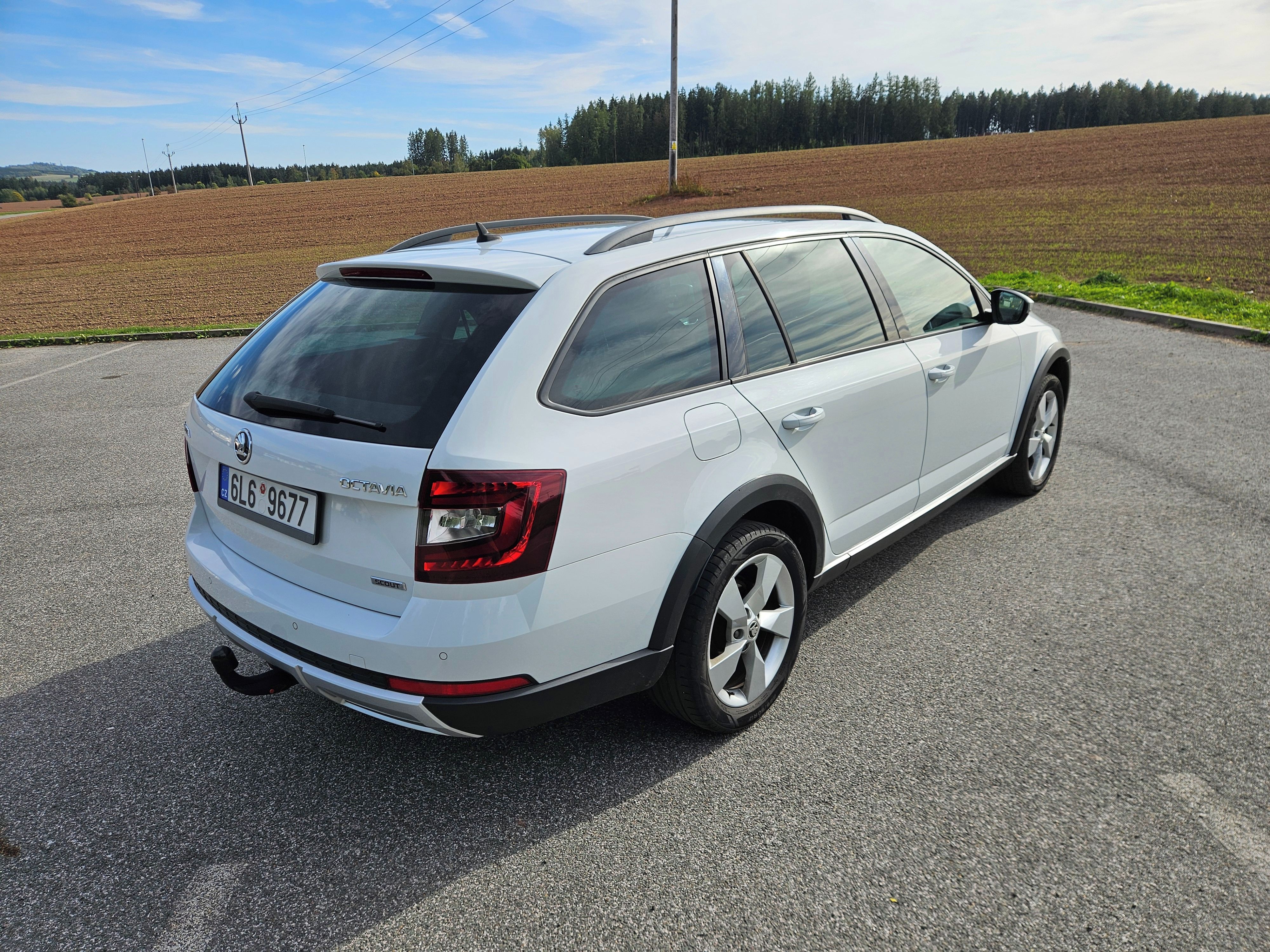 Škoda Octavia, Scout, výborný stav - fotka 4