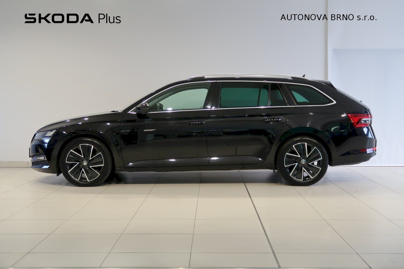 Škoda Superb, Combi 2.0 TDI 110kW BUSINESS P - fotka 3