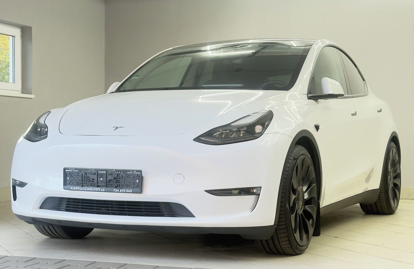 Tesla Model Y, Tesla model Y PERFORMANCE - fotka 3