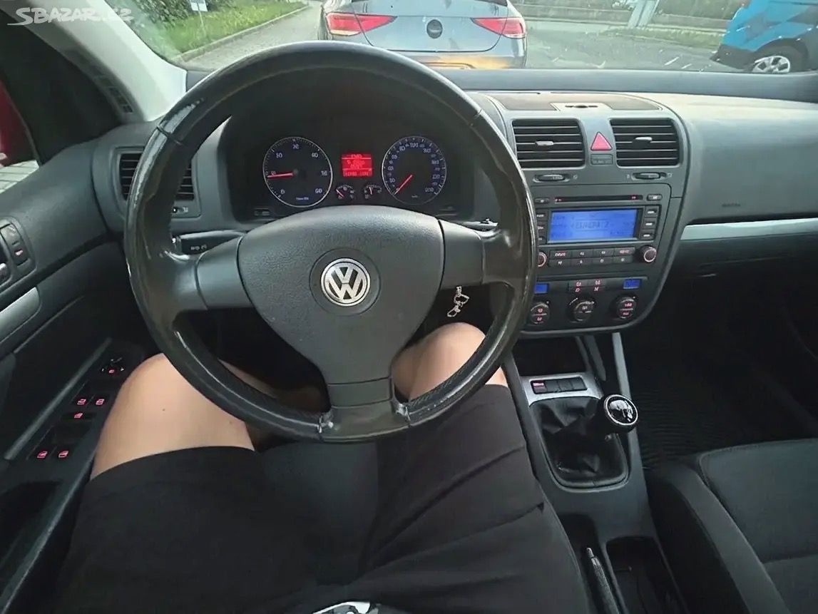 Volkswagen Golf, 1.9TDI,77 kW,NOVÁ STK - fotka 5