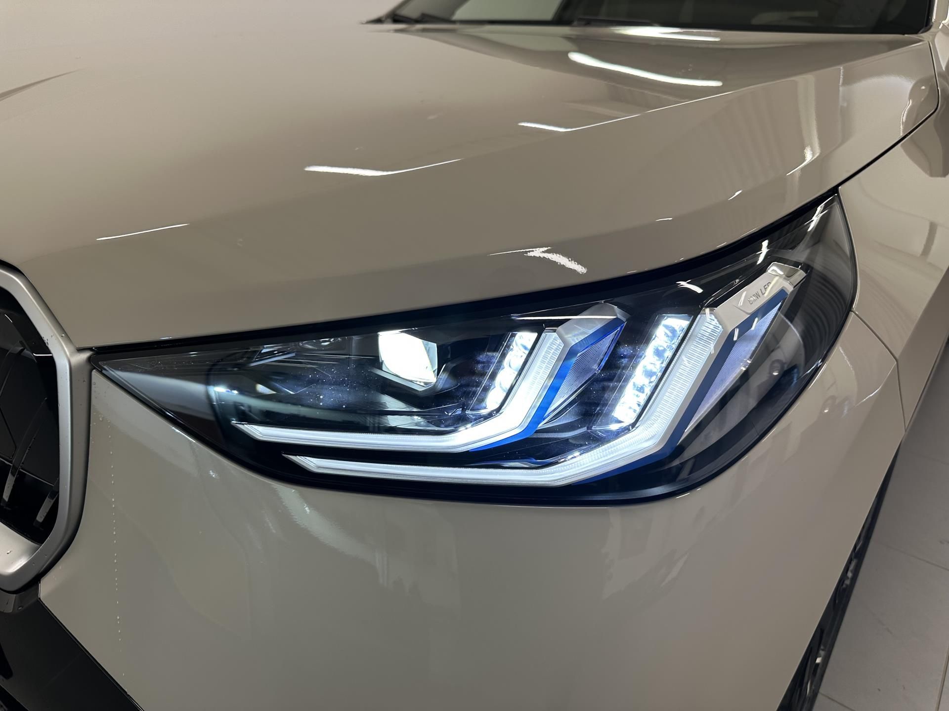 BMW X3, X3 20d xDrive - fotka 4