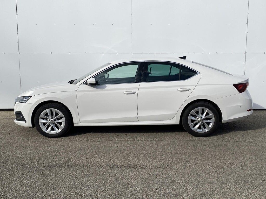 Škoda Octavia, 1,5 TSI M-HEV 110 kW Style DSG - fotka 4