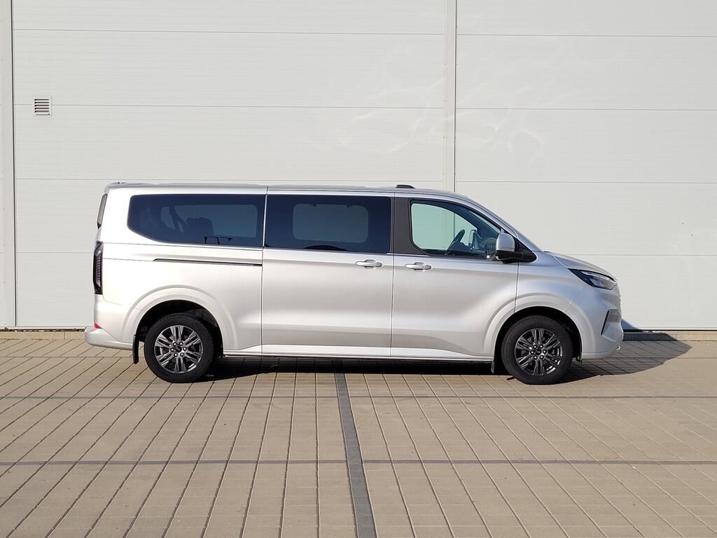 Ford Tourneo Custom, TITANIUM 2.0 EcoBlue 110 kW - fotka 4