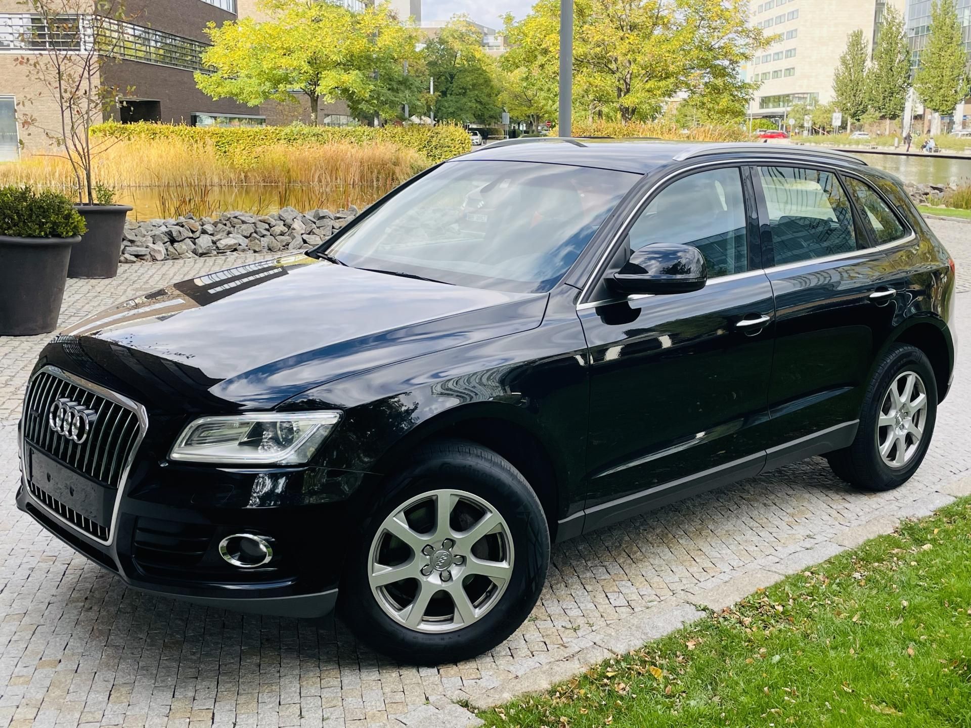 Audi Q5, 2.0TDI MANUÁL QUATTRO SERVISKA - fotka 3