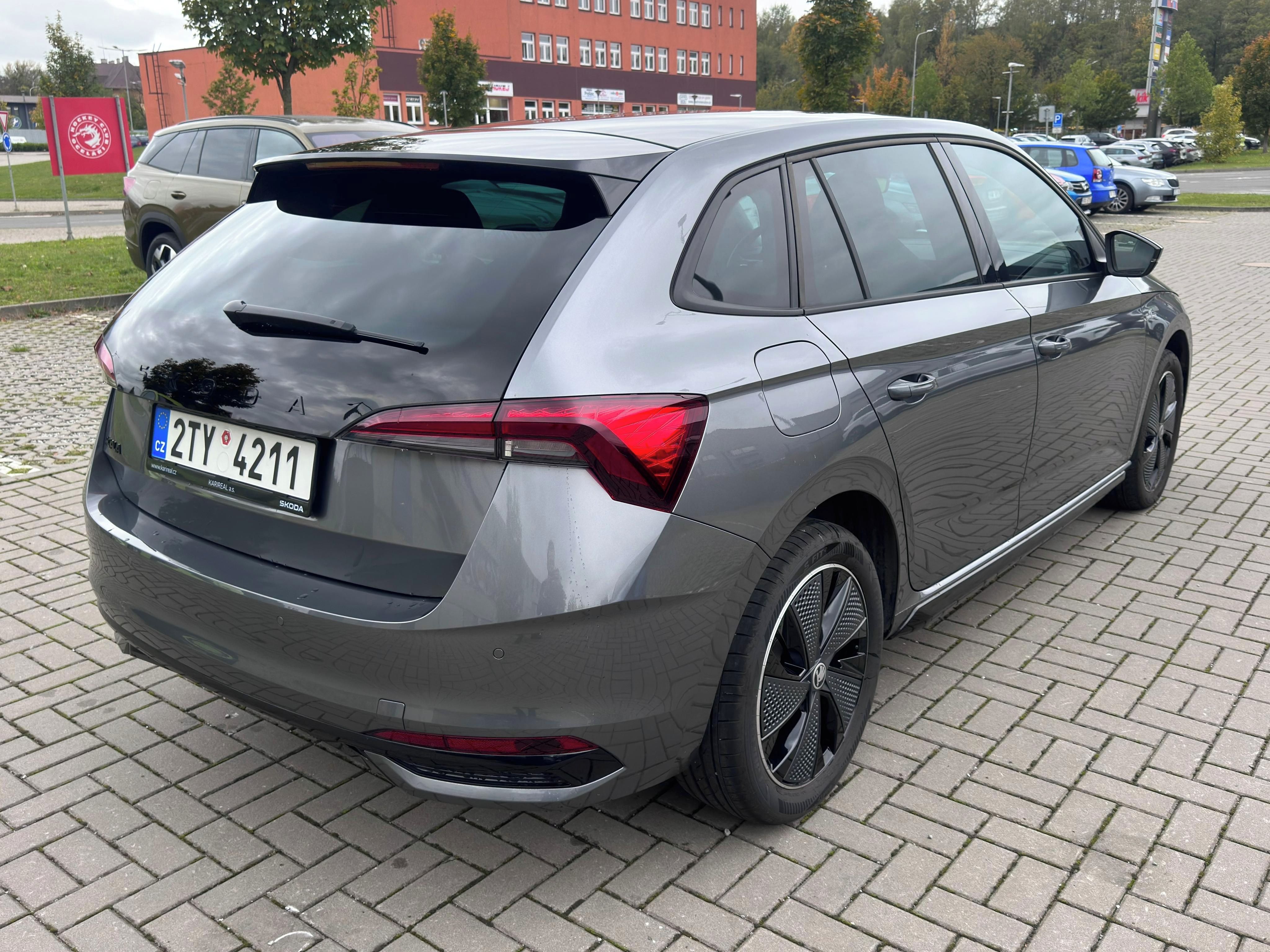 Škoda Scala, Monte Carlo TSI 85 kW DSG - fotka 5