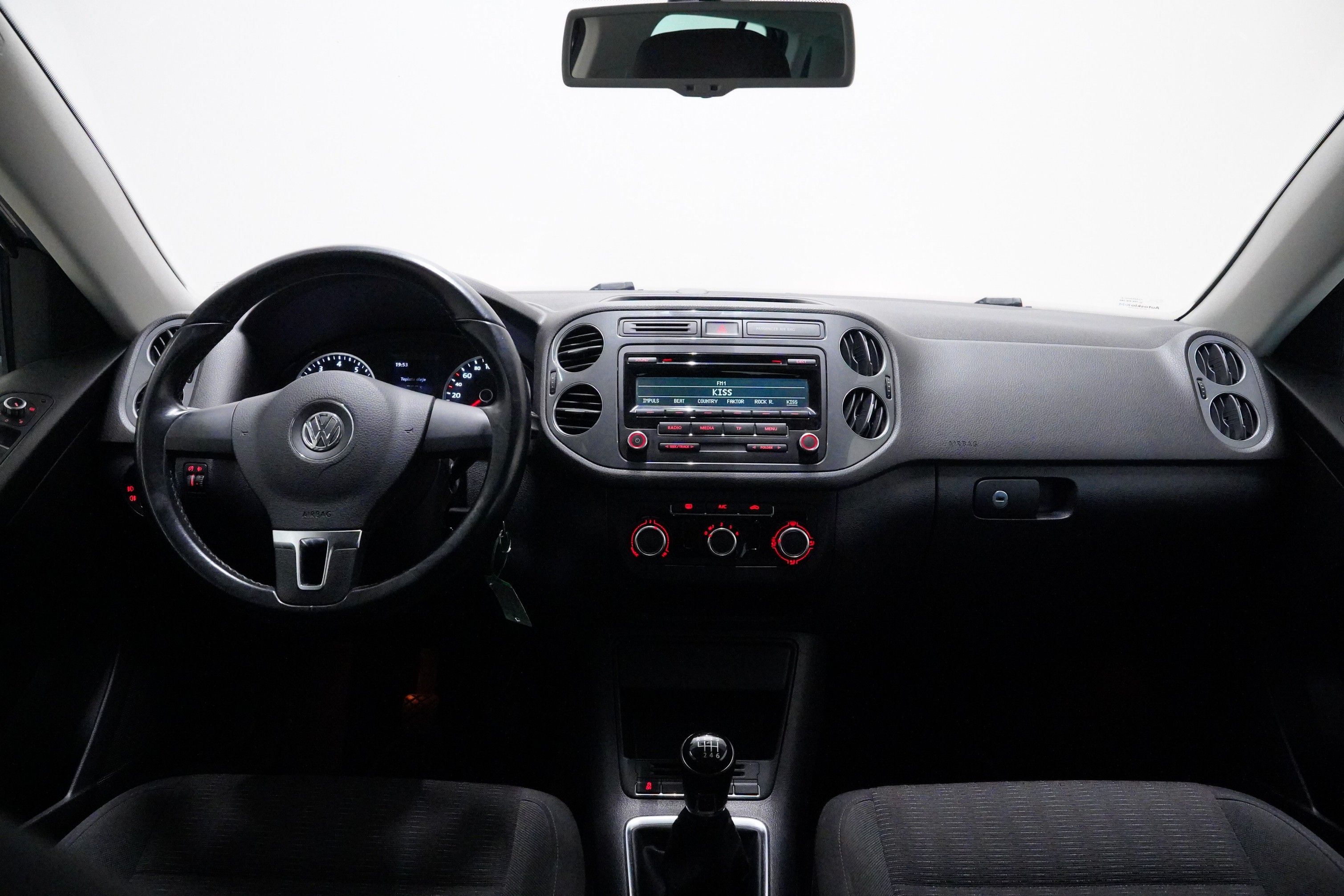 Volkswagen Tiguan, 2.0 TSI 132 kW 4Motion Sport - fotka 5