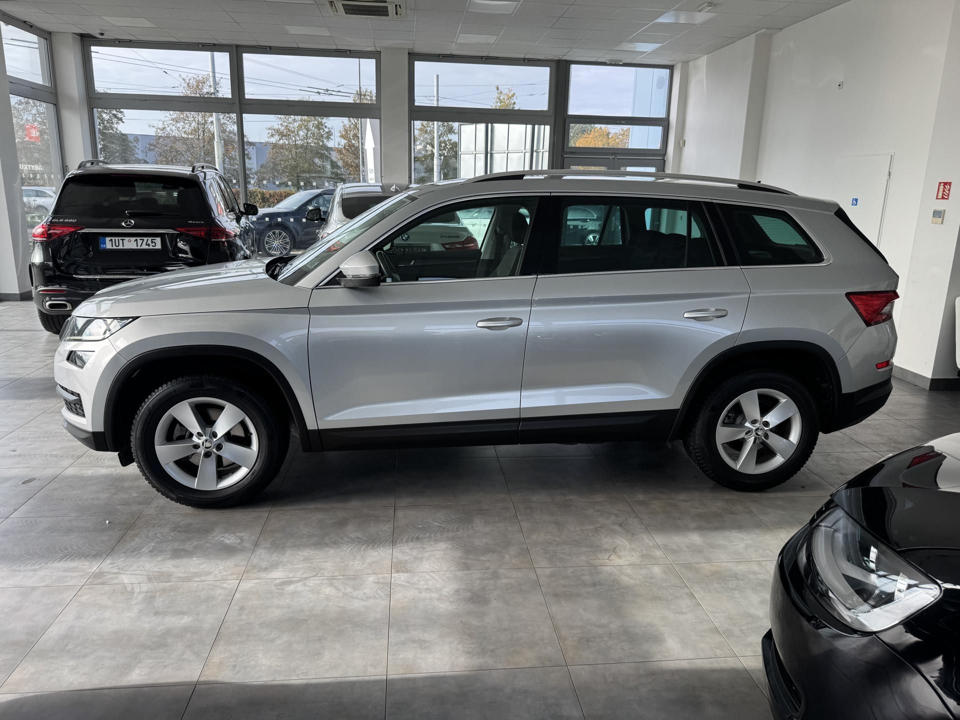 Škoda Kodiaq, 1,4TSi 4X4 TAŽNÉ LED NAVIGACE - fotka 4