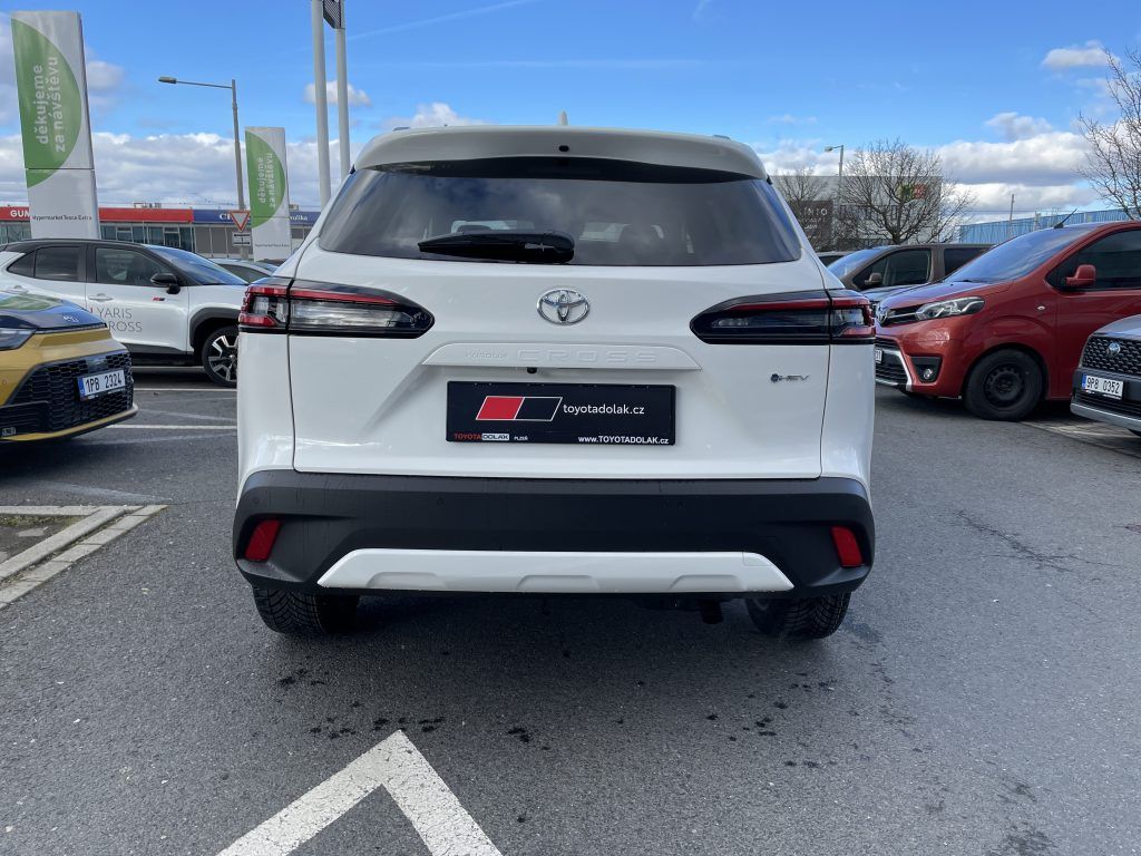 Toyota Corolla Cross, 1.8 Hybrid Style ODBĚR 2/2027 - fotka 4