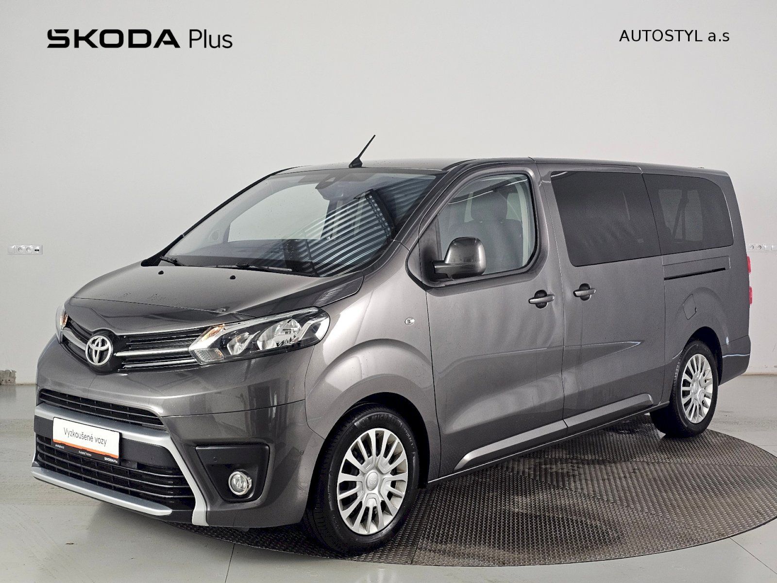 Toyota Proace, 2.0D 180k 8AT Shuttle 8S Busin