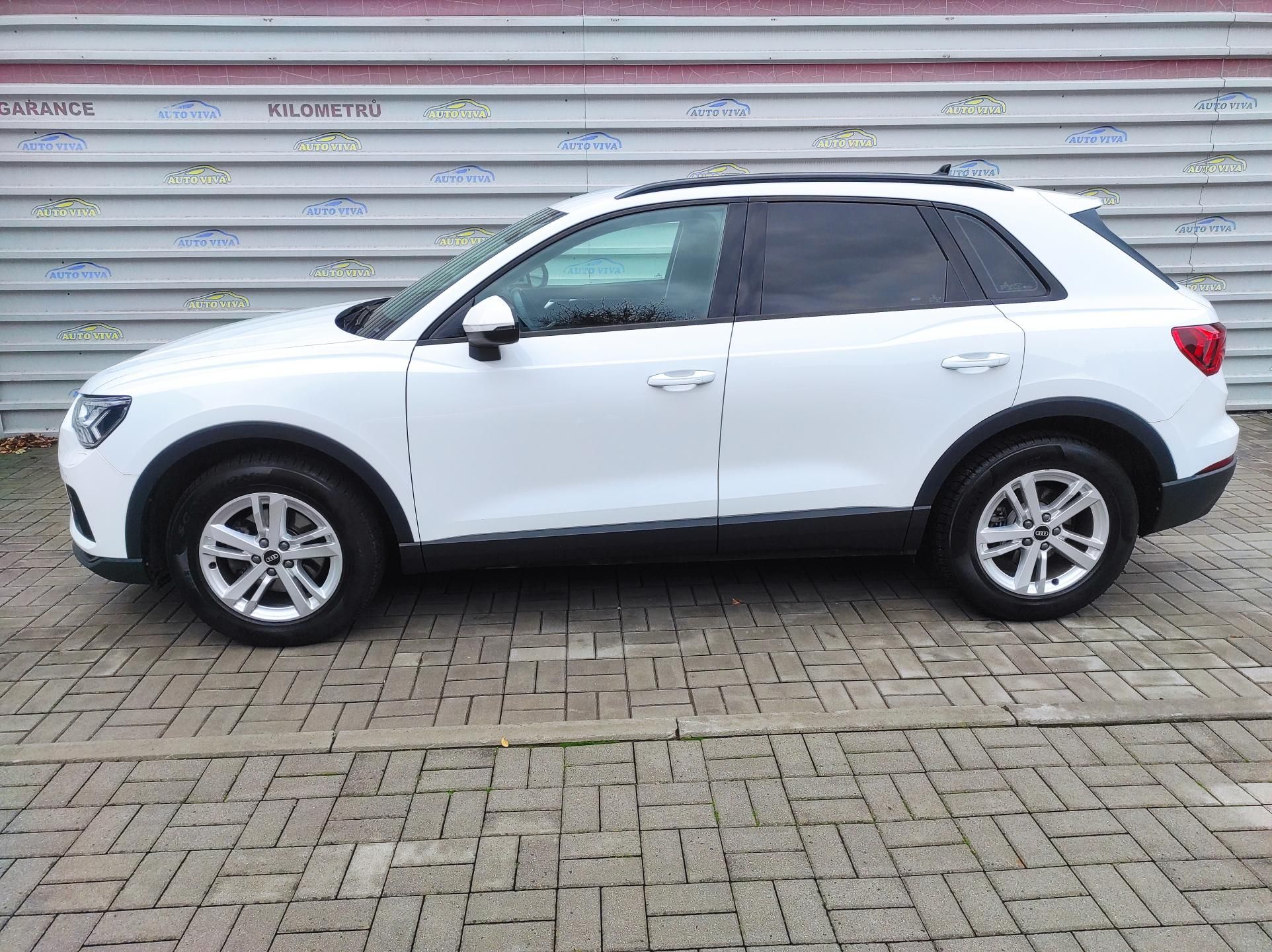 Audi Q3, 1.5 35TFSI S tronic - fotka 2