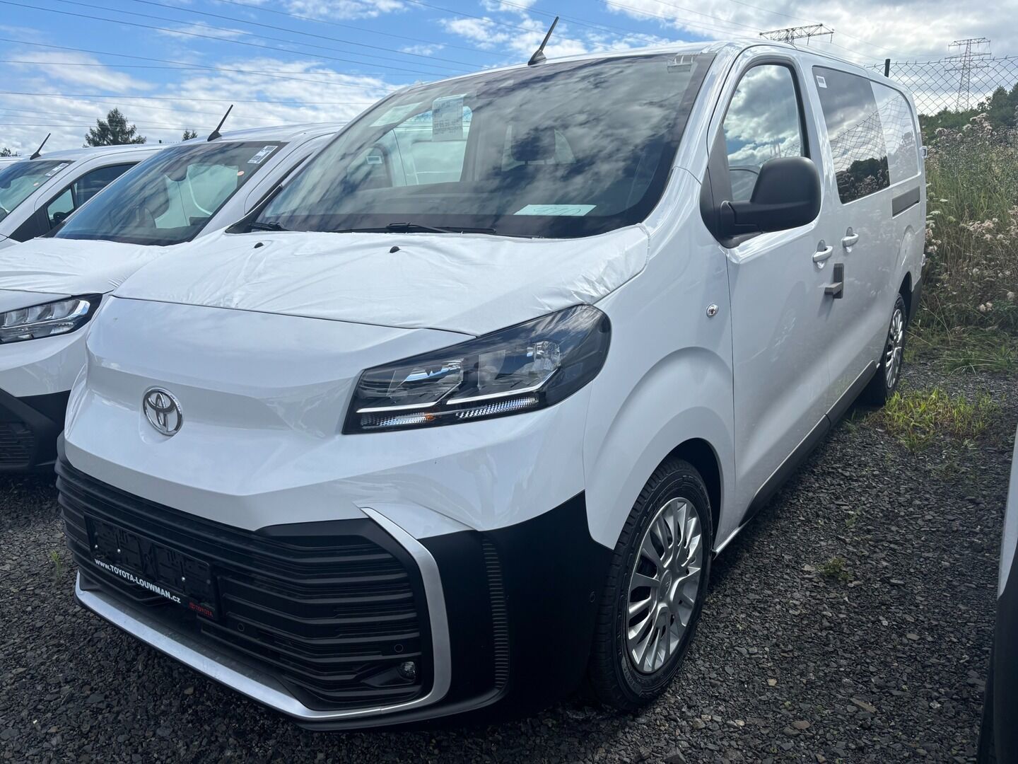 Toyota Proace, 2,2 L2 Crew Cab 6 míst - fotka 3