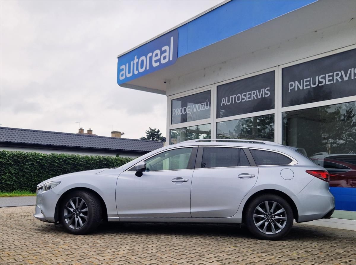 Mazda 6, 2,2 D SKYACTIVE, VÝHŘEV NOSIČ - fotka 2