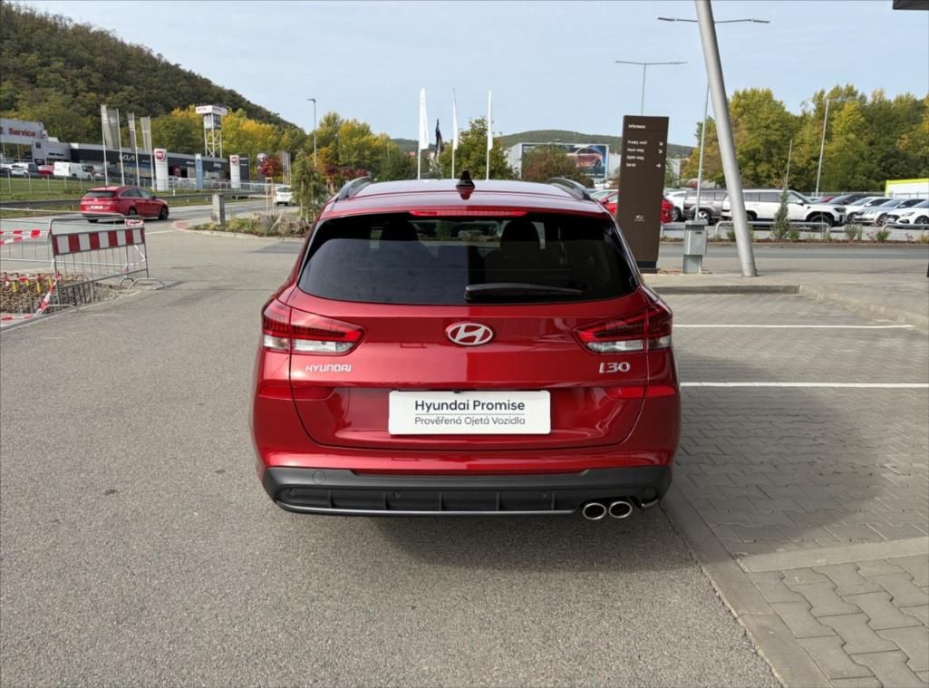 Hyundai i30, 1,6 T-GDI DCT  WG FL N Line - fotka 6